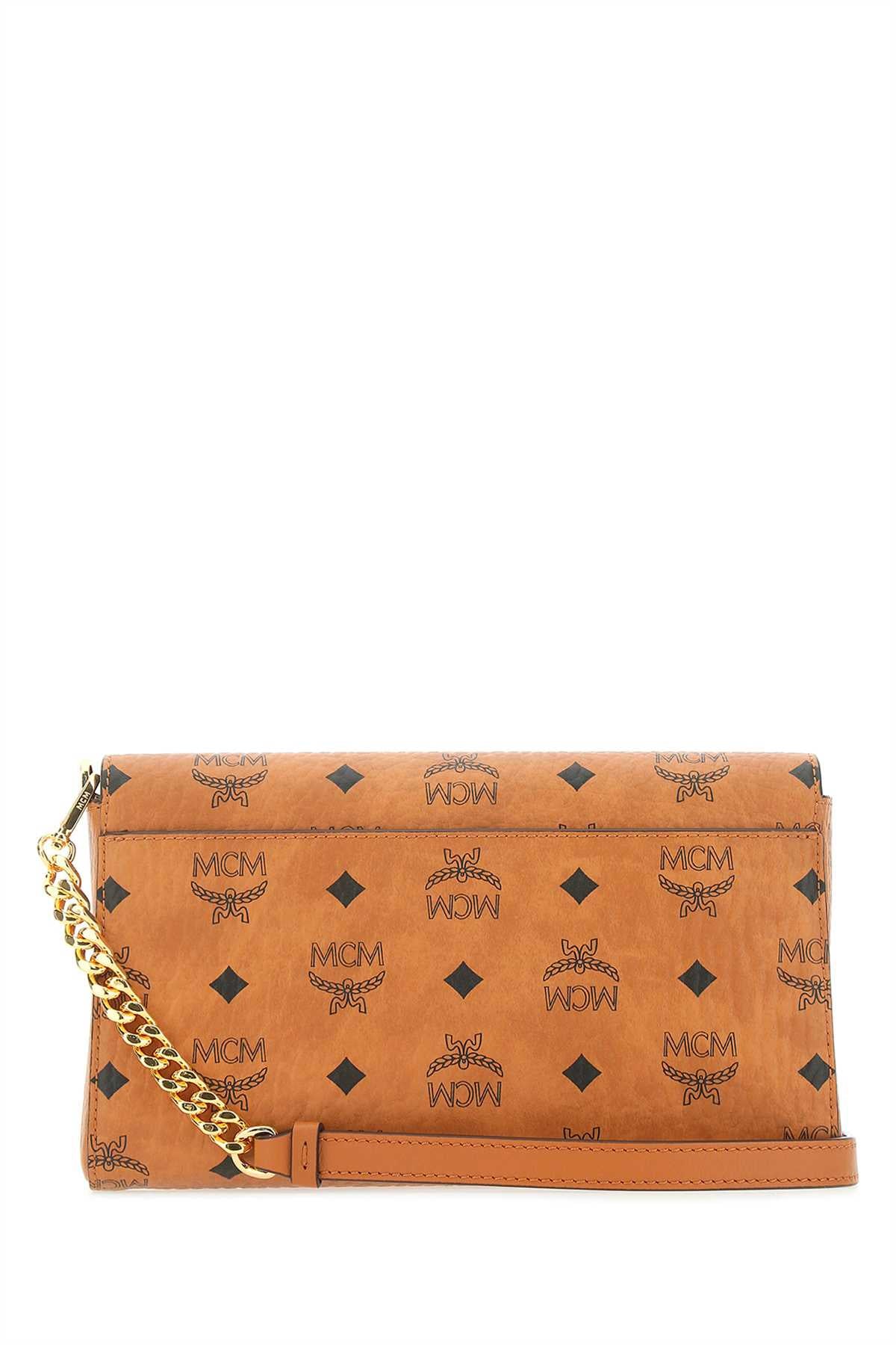 CLUTCH_MWRAAME01_CO_Image_3