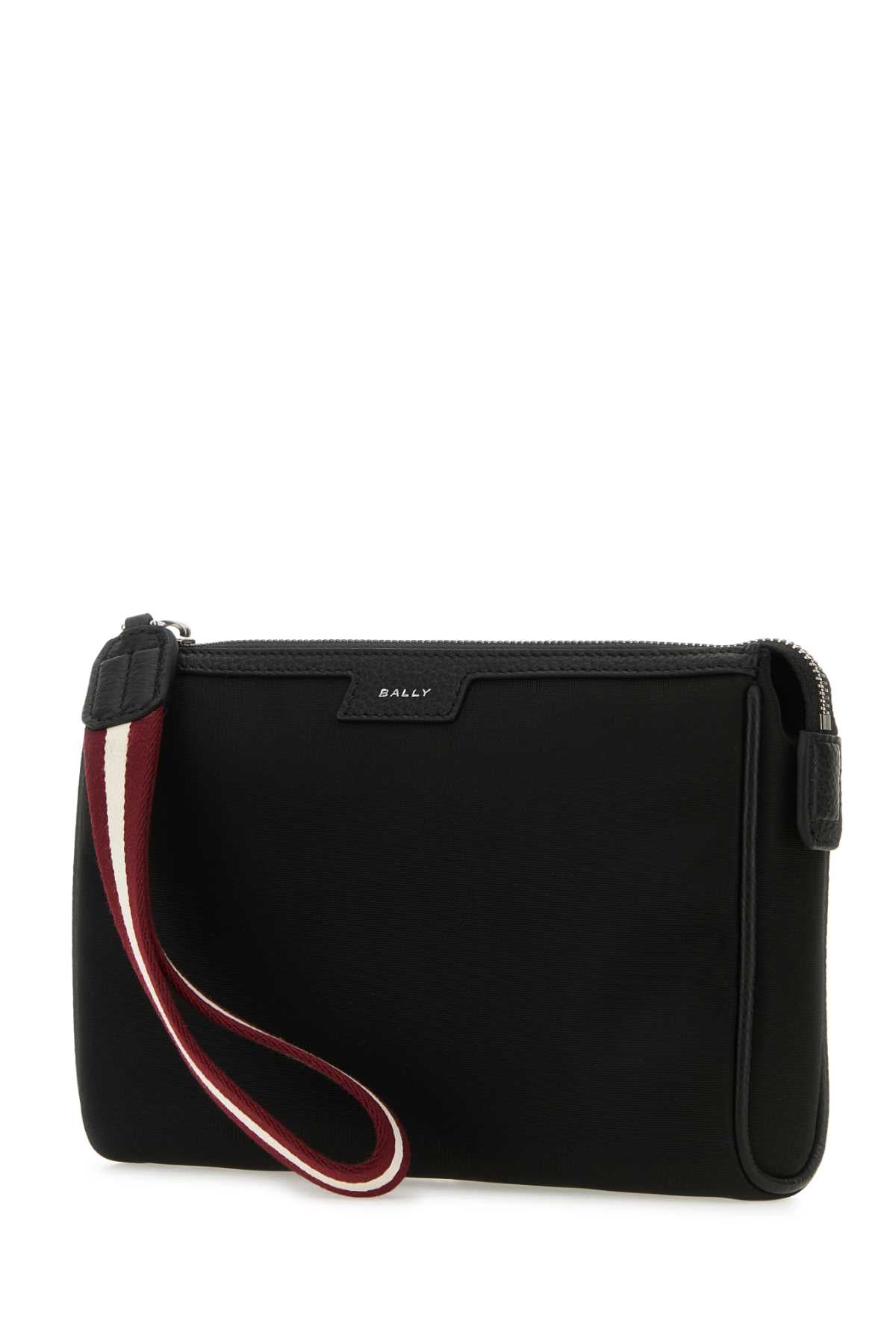 CODE_CLUTCH_MAM00RNY223_U901P_Image_2