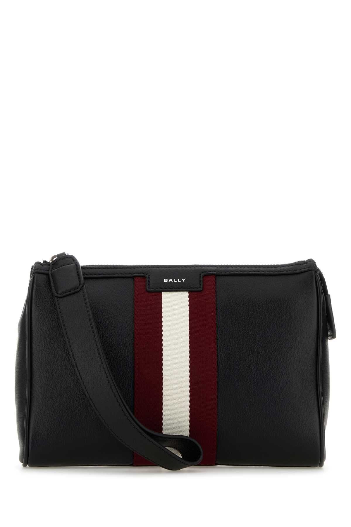 CODE_CLUTCH_MAM00RVT825_U901P_Image_1