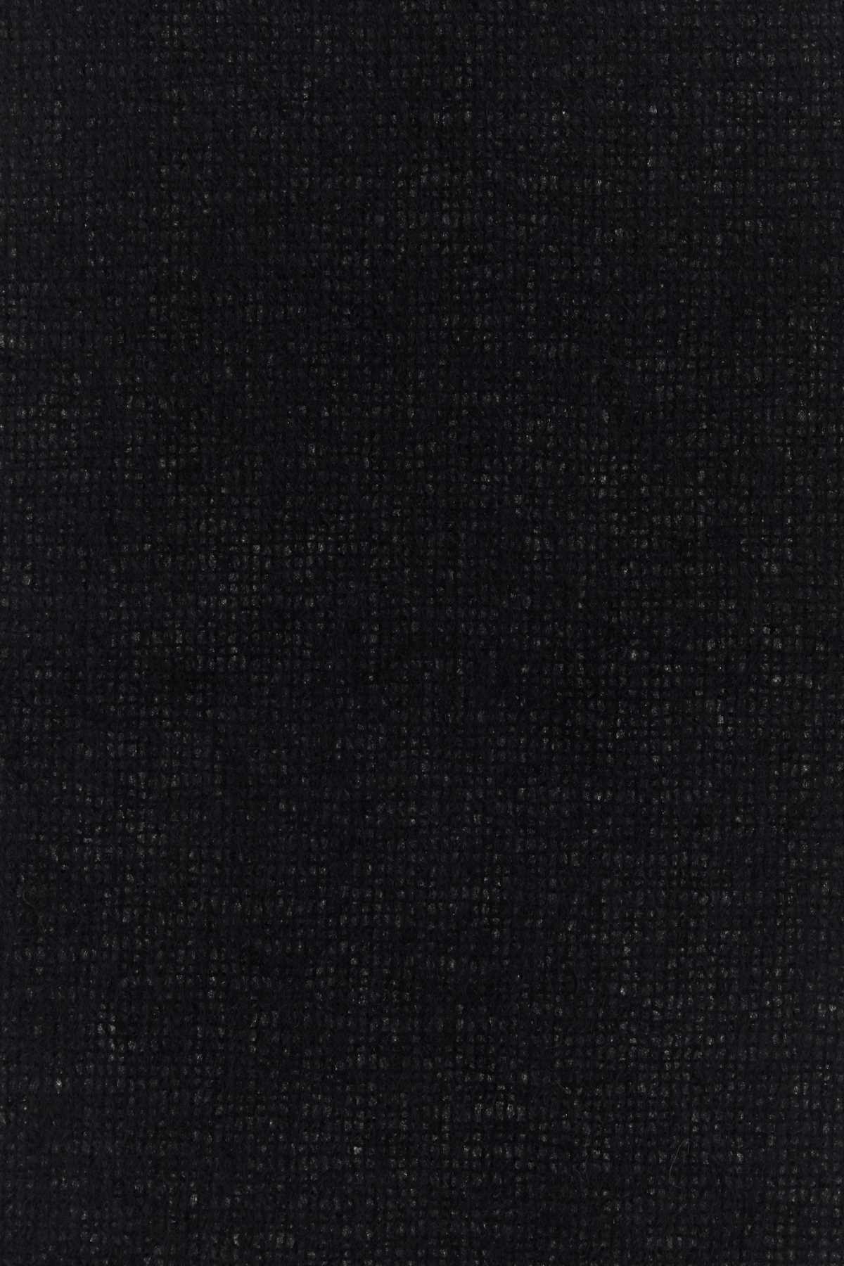 CREANA_SCARF_A001174P171_BLK_Image_2