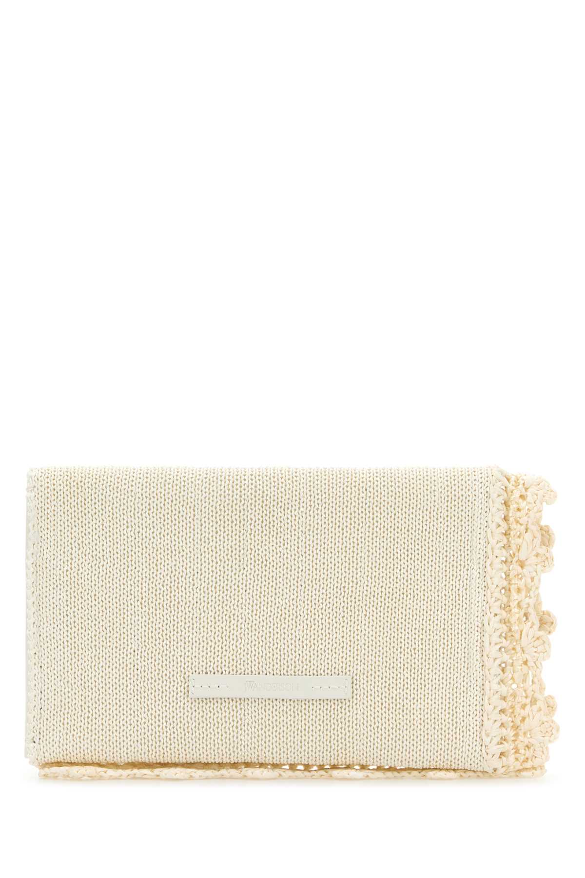 CROCHET_CLUTCH_AC0404LA0232_002_Image_3