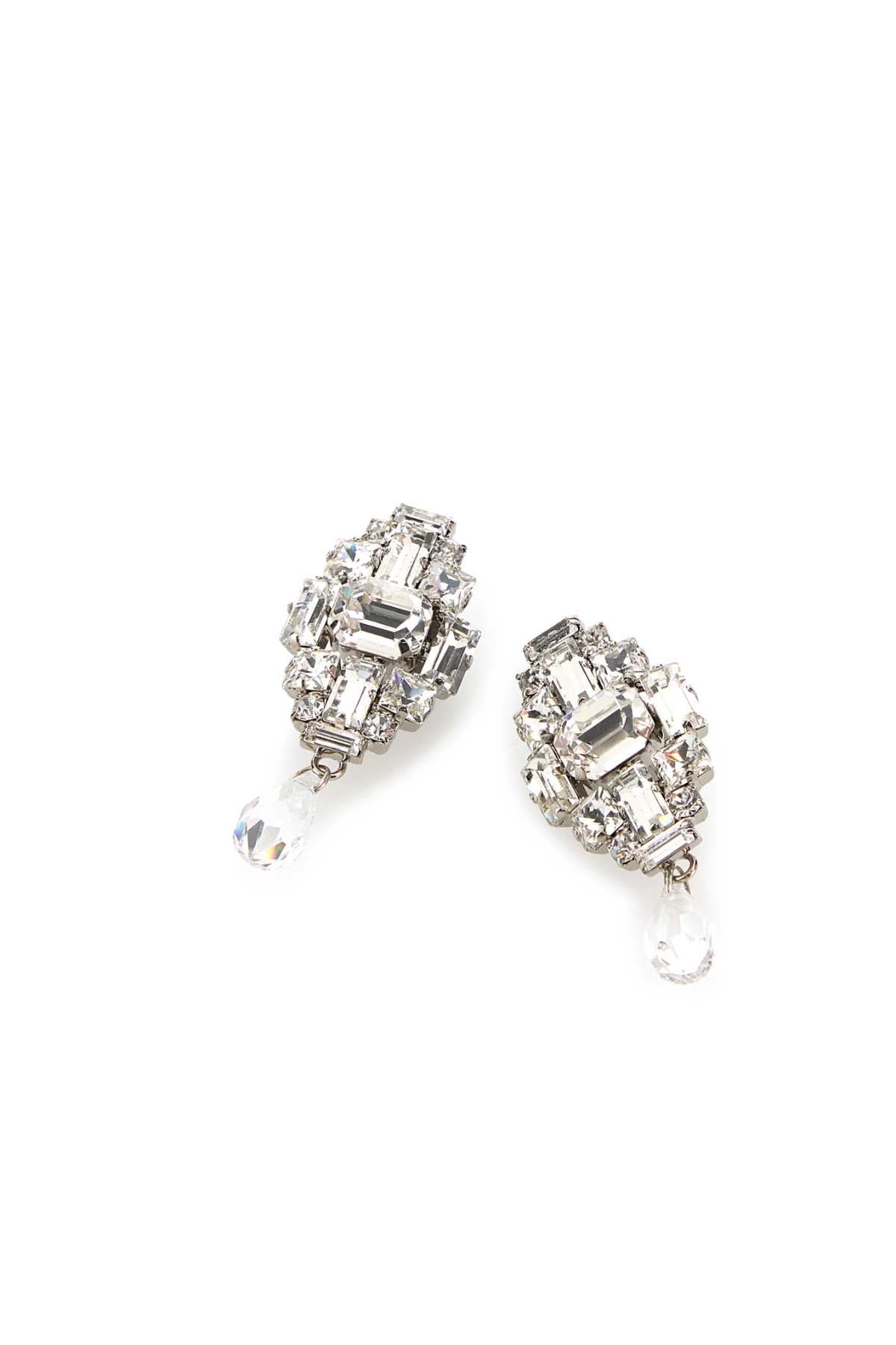 CRYSTAL_EARRINGS_WITH_CLEAR_DROP_FABA3318J0048_0001_Image_2