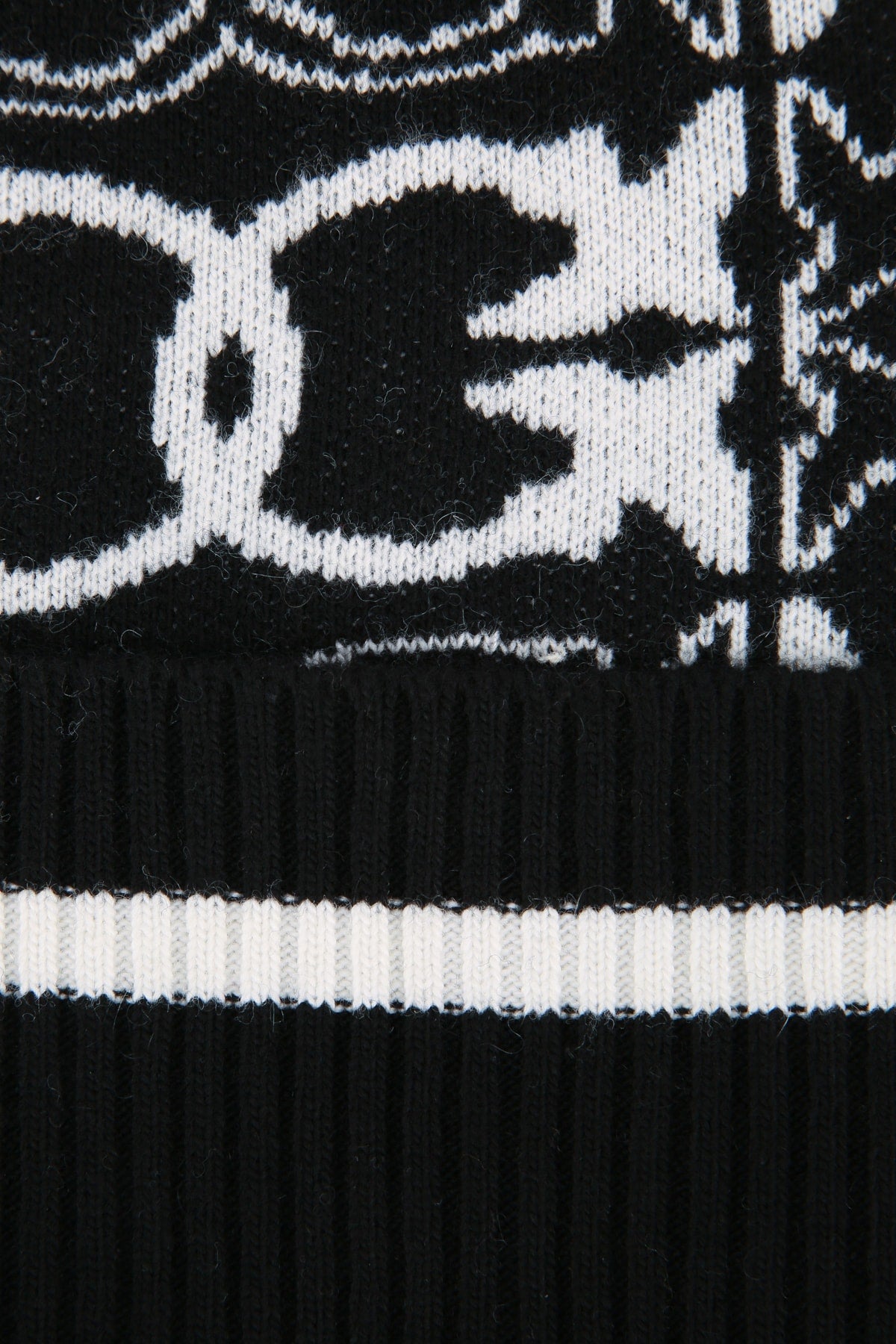 CUFFIA_105991A2YO_ZZ2_Image_3