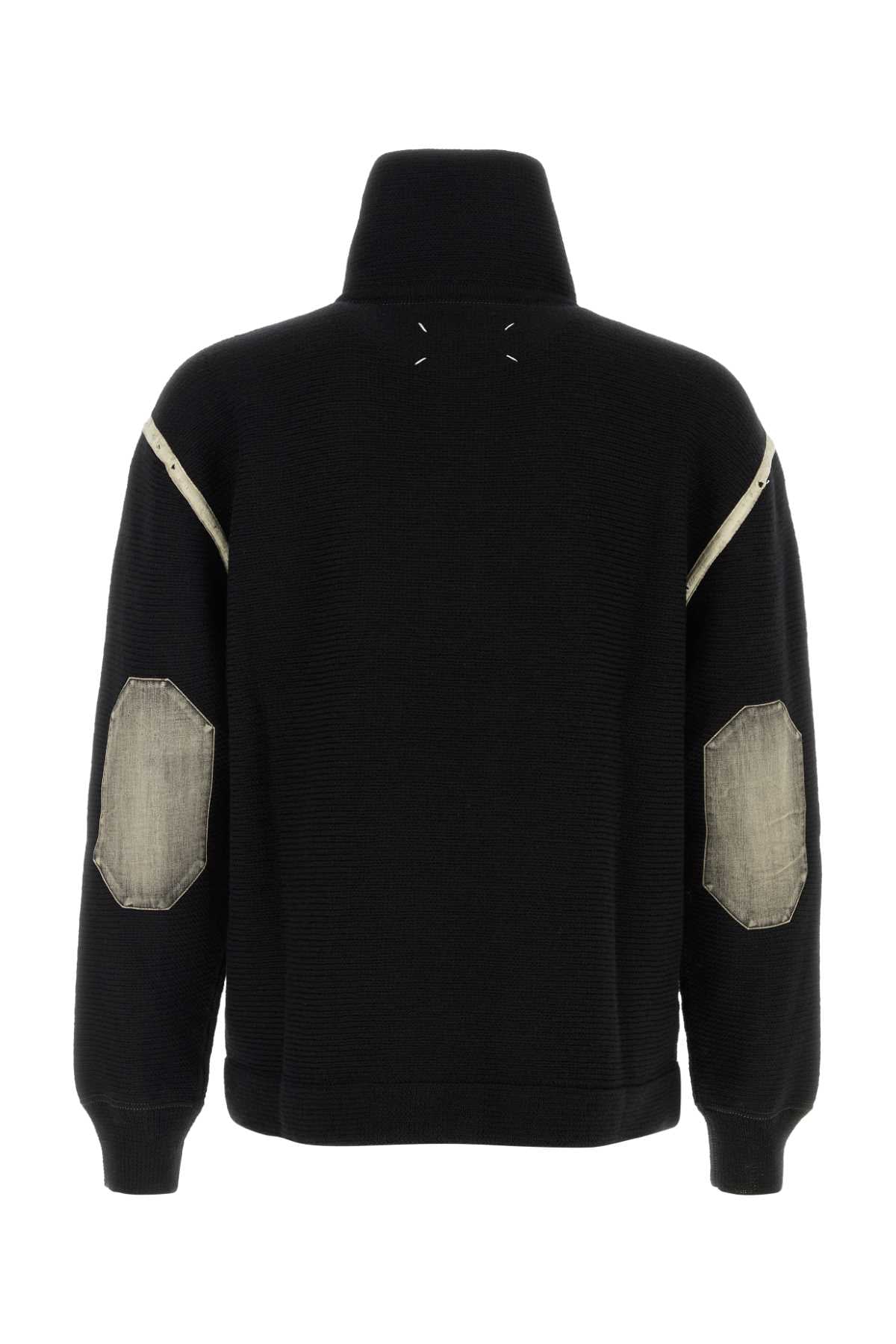 Crewneck_S67HL0016M13182_900_Image_2