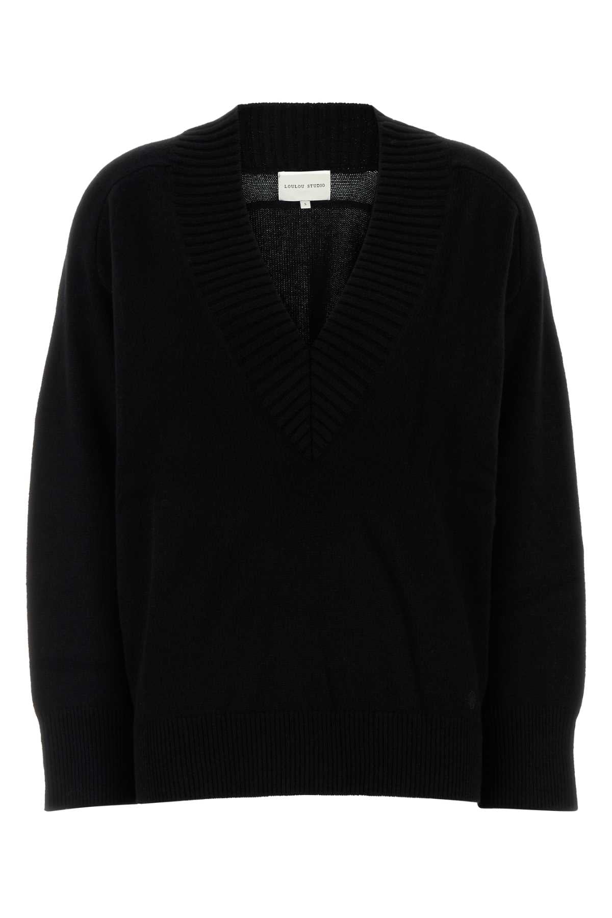 DEEP_V_NECK_SWEATER_SAGE_BLACK_Image_1