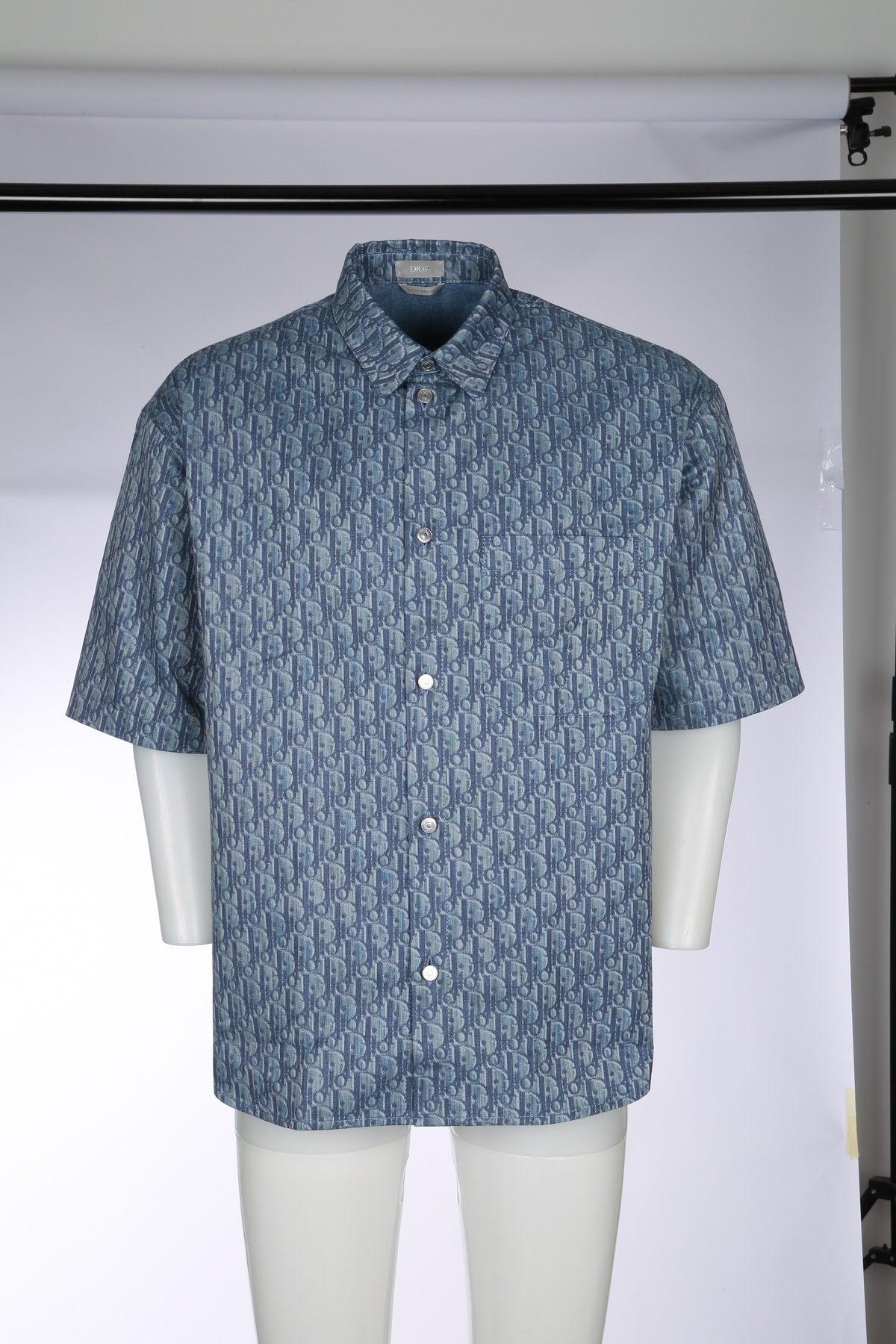 DENIM_SHIRT_OBLIQUE_593D593A3016_585_Image_1