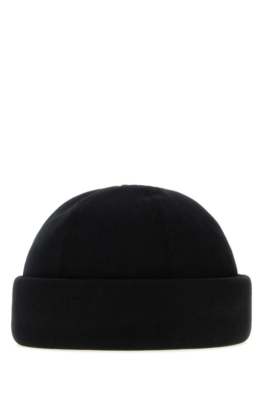 DOCKER_HAT_GM004154TE23736_UC003_Image_1