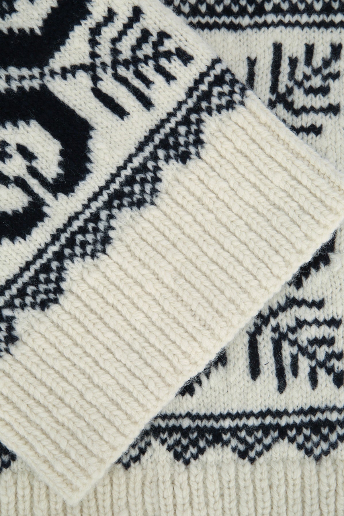 ECHARPE_2ADTJ0I78_01MA_Image_2