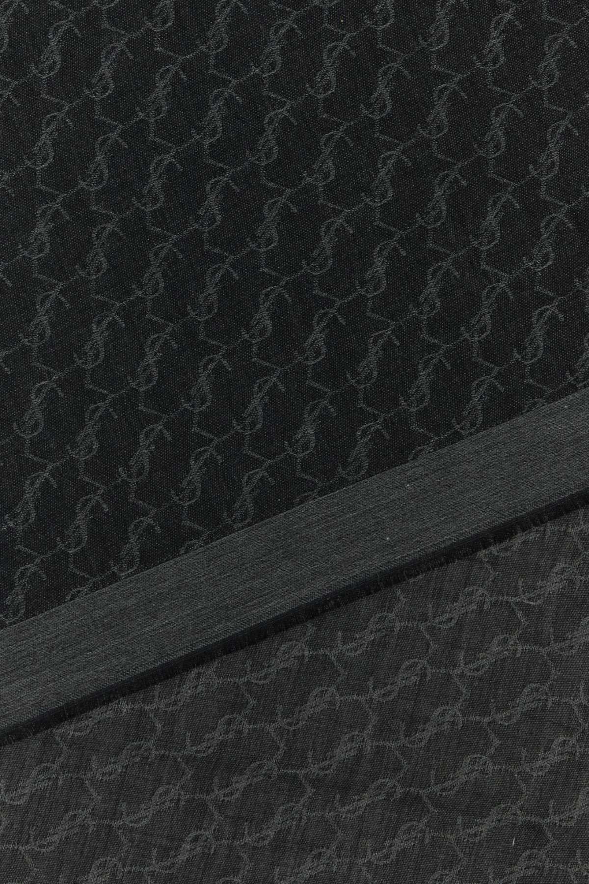 ECHARPE_MONOGRAM_JACQUARD_8744463YU51_1061_Image_2