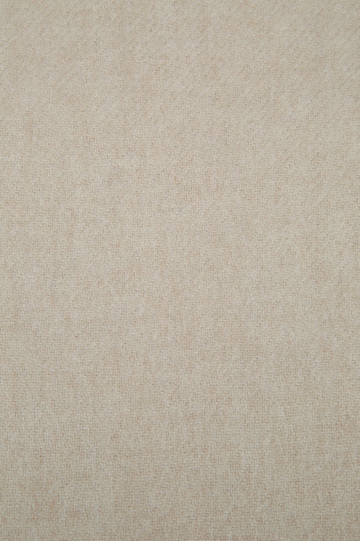 ECHARPE_TRIOMPHE_AA01T190M_01VA_Image_3
