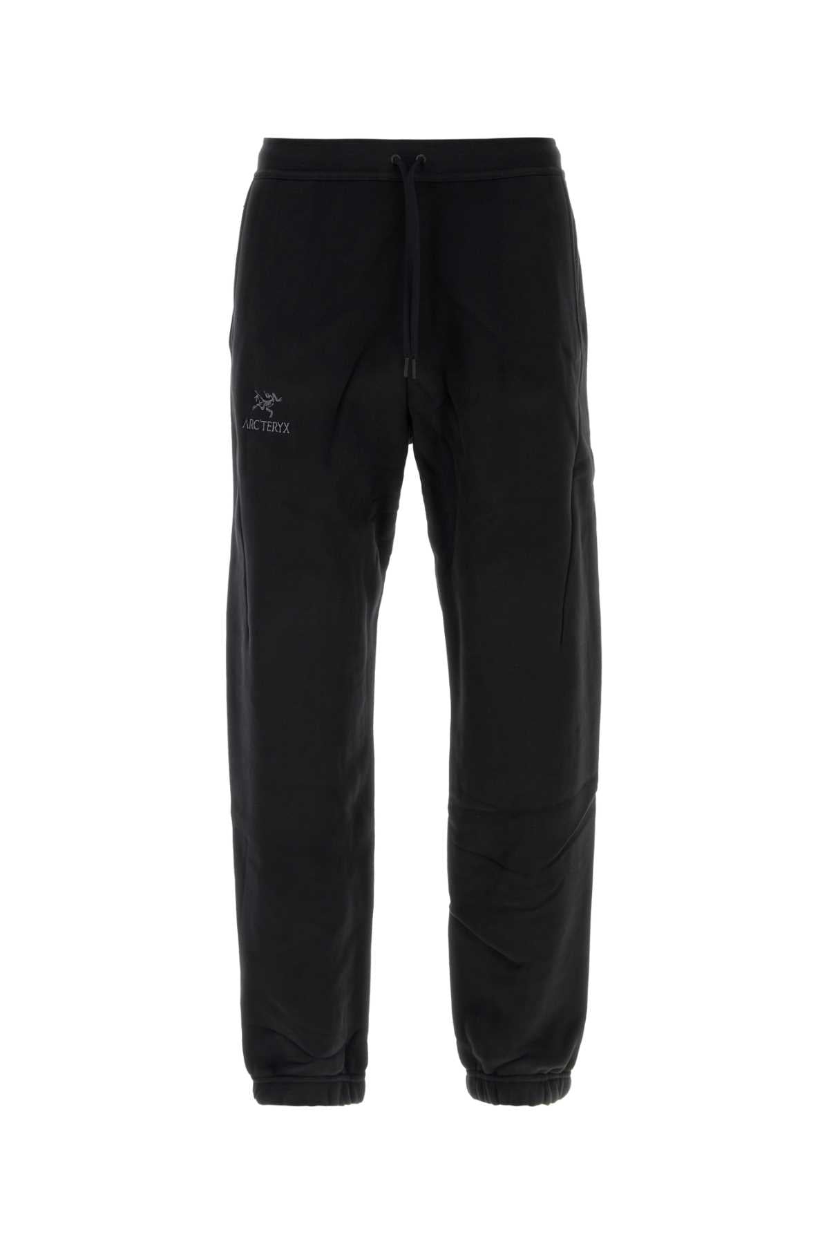 EMBLEM_FLEECE_JOGGER_M_X000010393R_BLACK_Image_1
