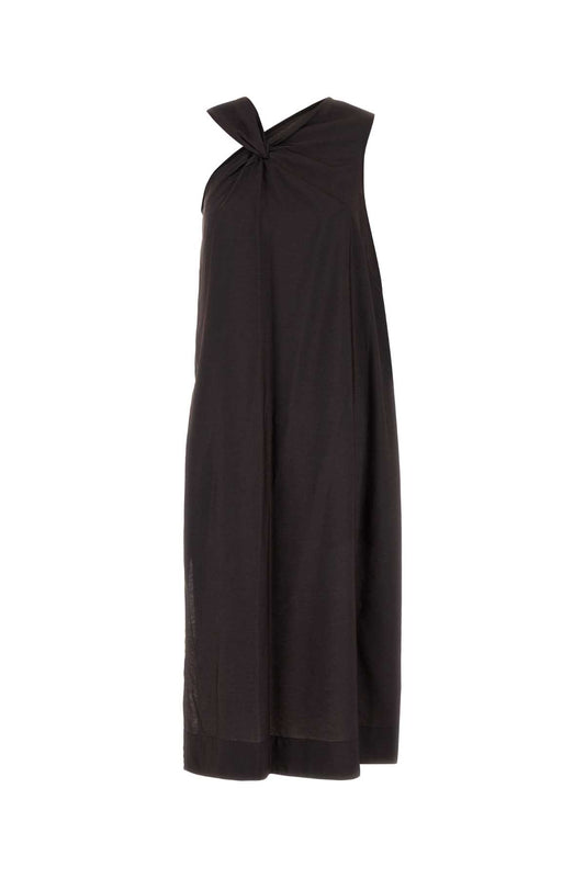 EMNA_ROB1642_MAR0325S_Image_1