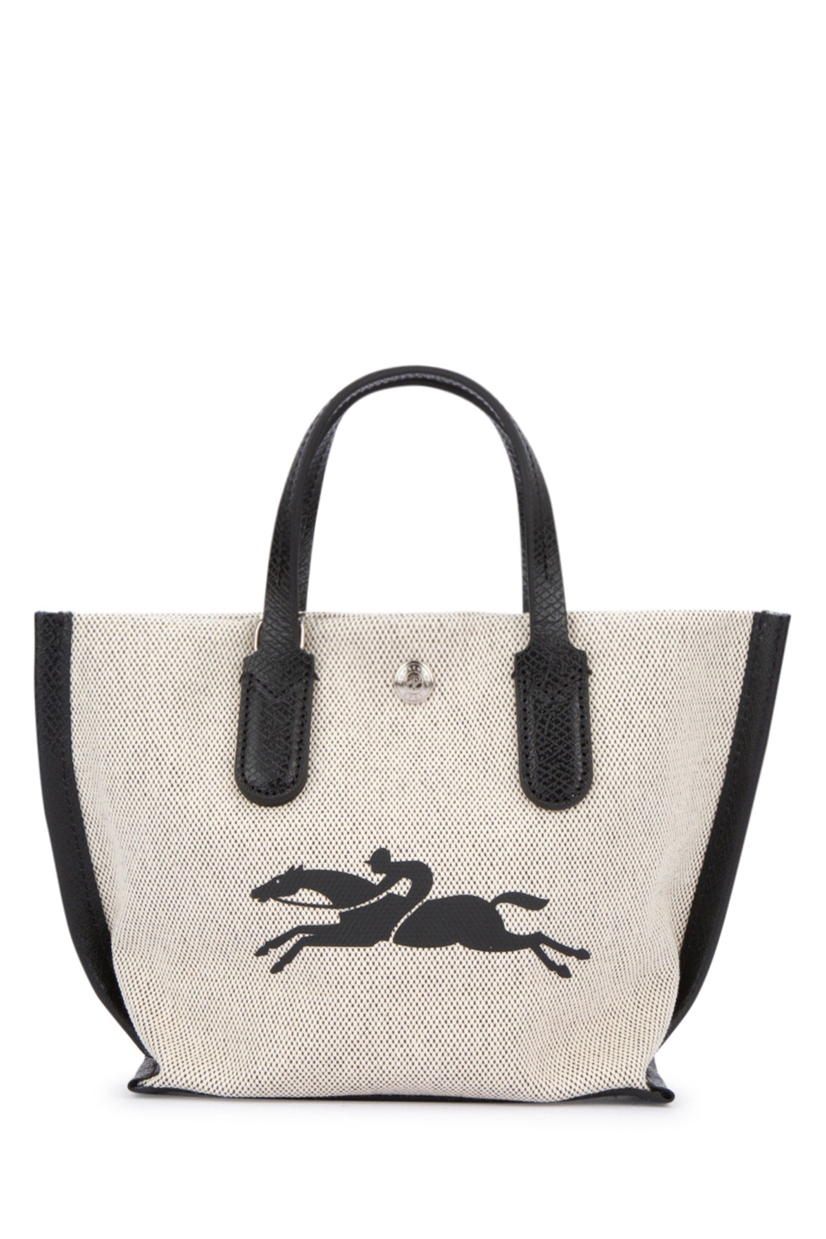 ESSENTIAL_10259HSG_037_Image_1