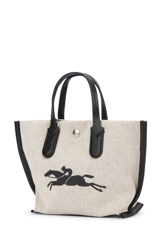 ESSENTIAL_10259HSG_037_Image_2