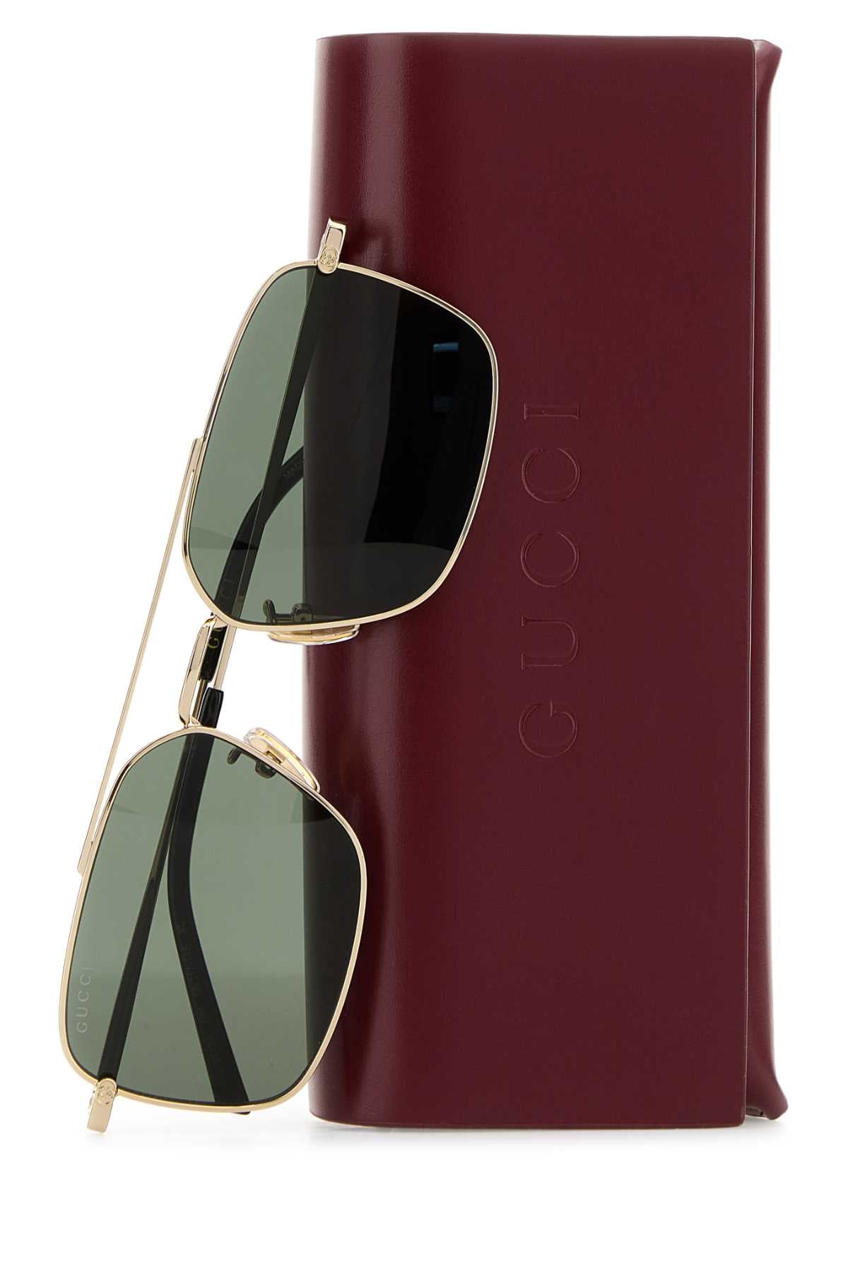 EYEWEAR_840027I3330_8012_Image_3