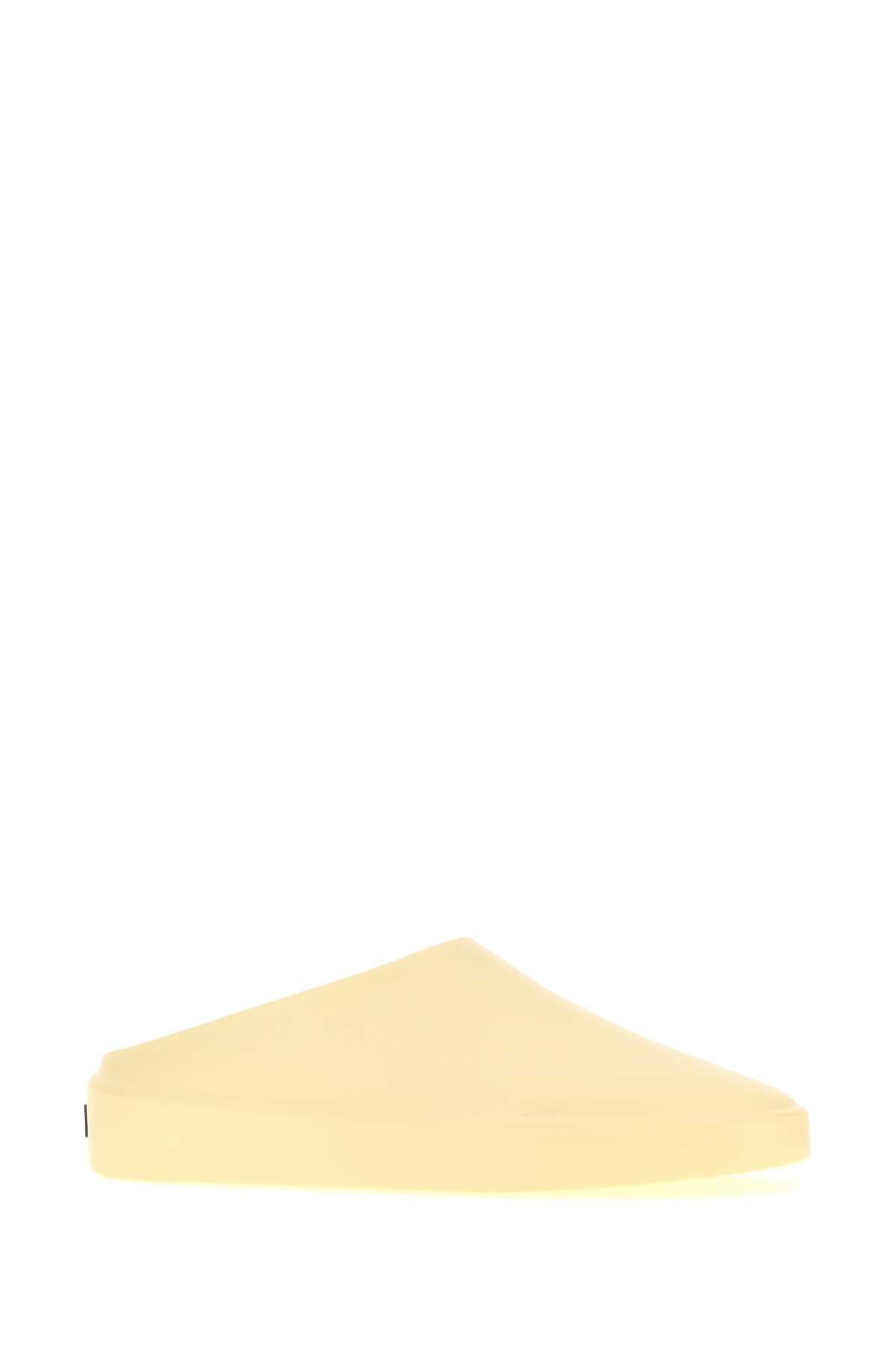 Essentials_California_10_ESS80A100EVA_ALMOND_Image_2