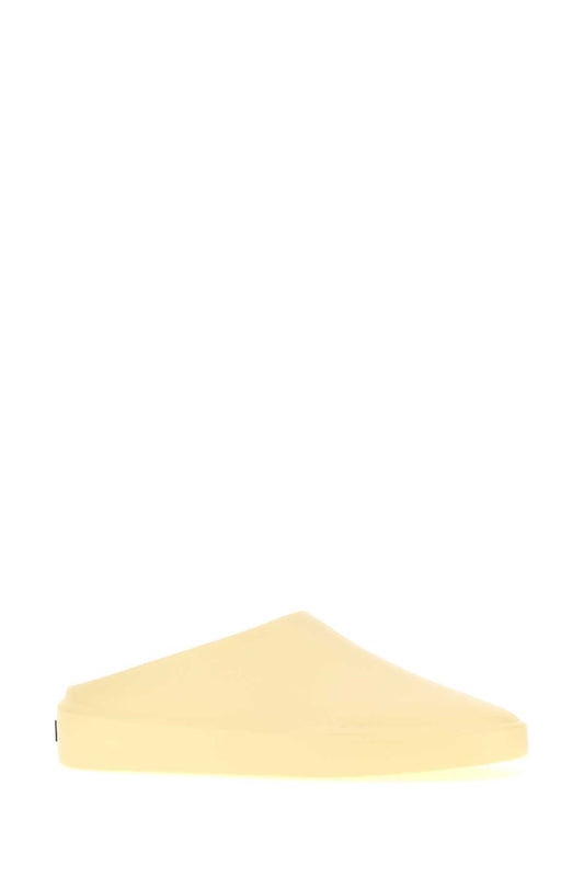 Essentials_California_10_ESS80A100EVA_ALMOND_Image_2