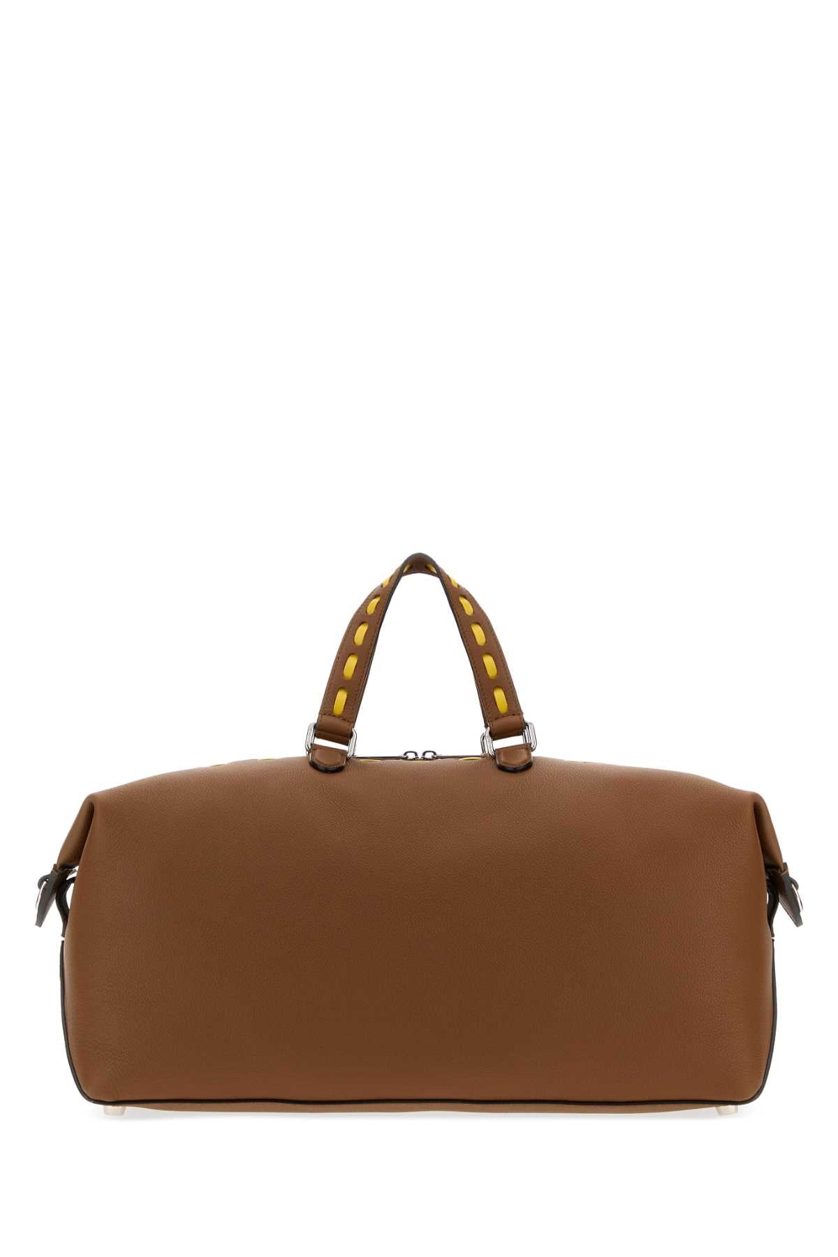 FENDI_LUI_DUFFL_VITCHERMAXI_7VA686AVBX_F1WL1_Image_1