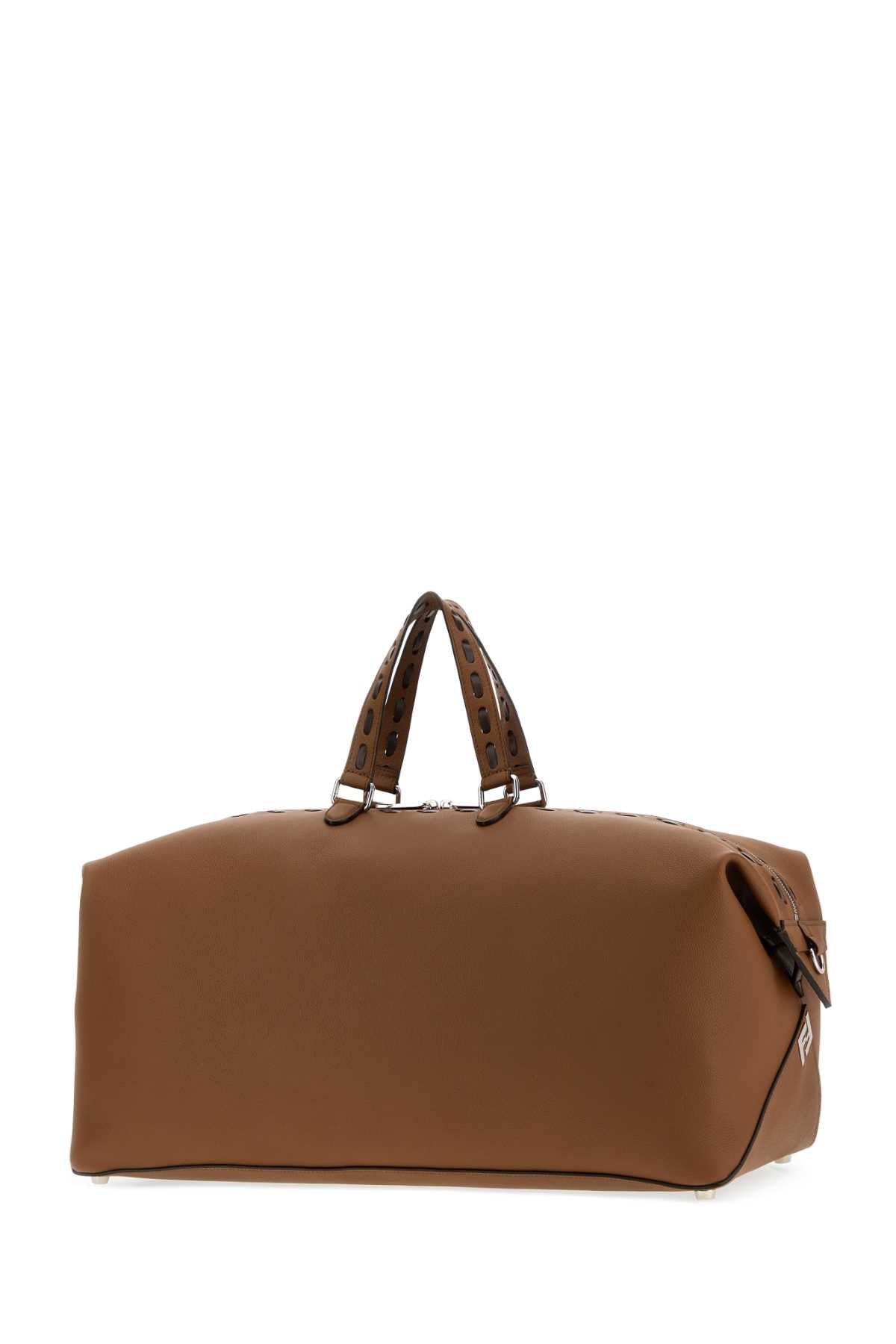 FENDI_LUI_DUFFL_VITCHERMAXI_7VV182AVBX_F1WL3_Image_2