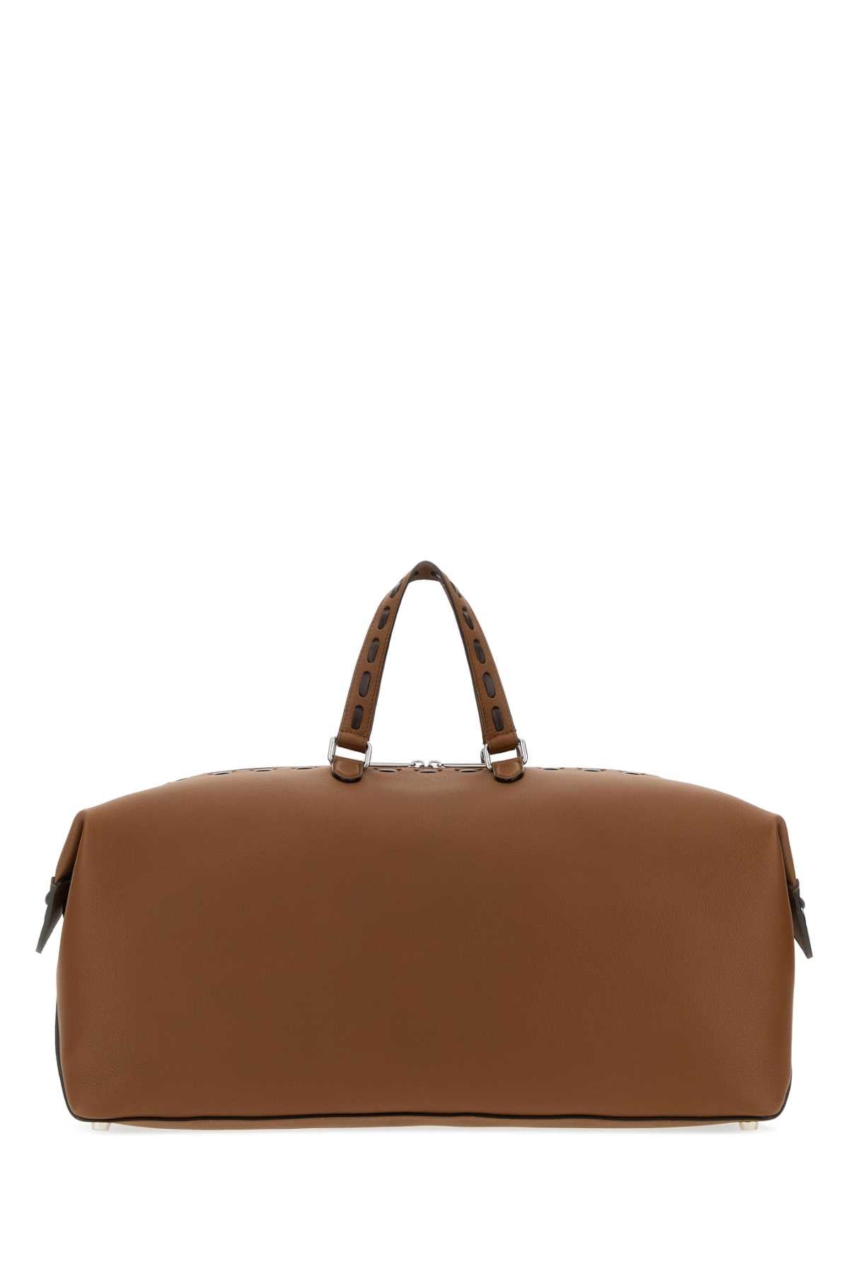 FENDI_LUI_DUFFL_VITCHERMAXI_7VV182AVBX_F1WL3_Image_3