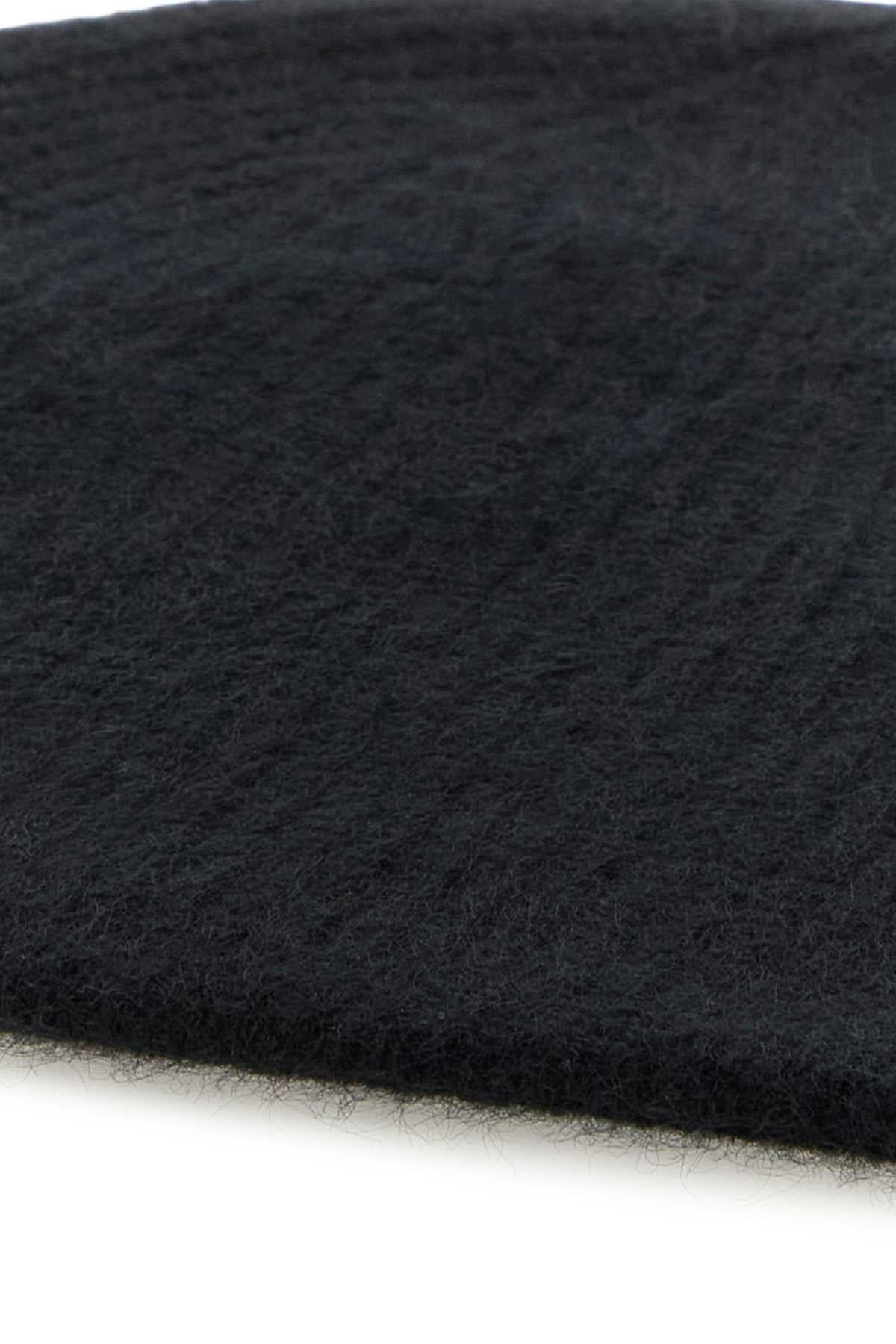 FLYN_BEANIE_FLYN_BLACK_Image_3
