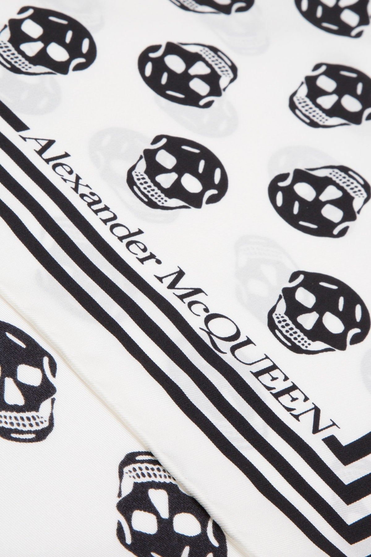 FOULARD_5909293001Q_9260_Image_2