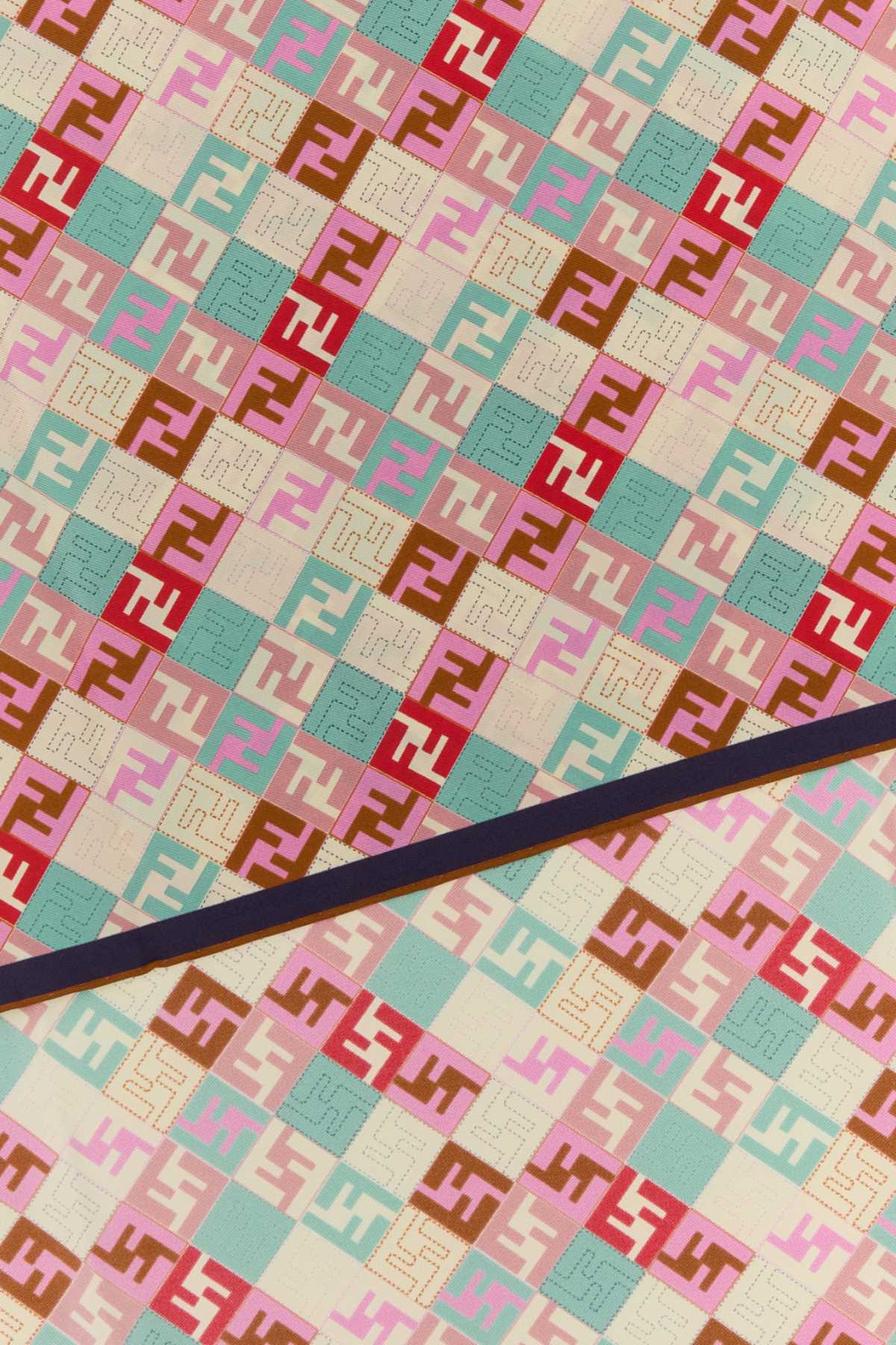 FOULARD_90X90_FXT091AUMD_F1WO7_Image_2