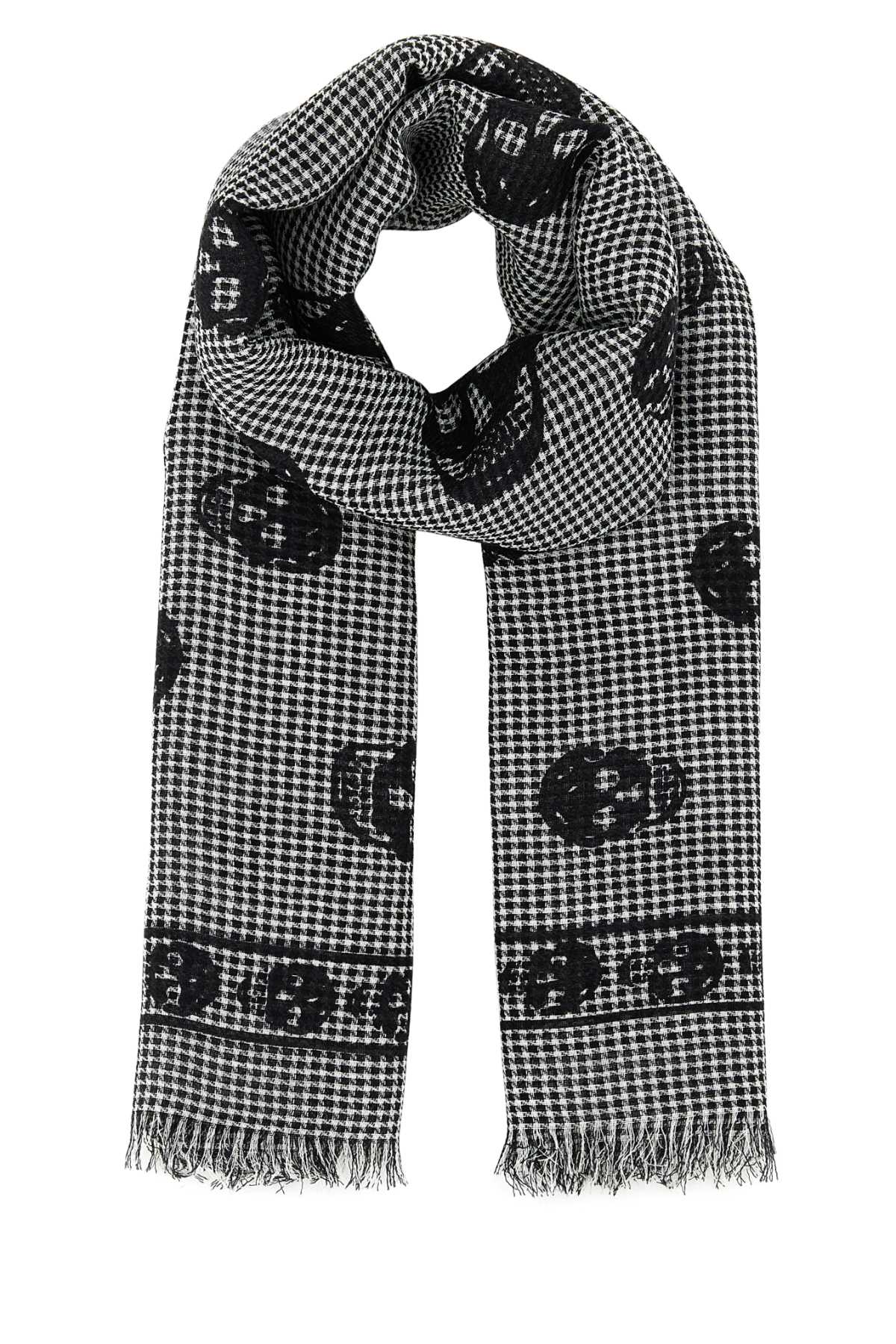 FO_SKULL_ON_DOGTOOTH_8147594C50Q_1078_Image_1