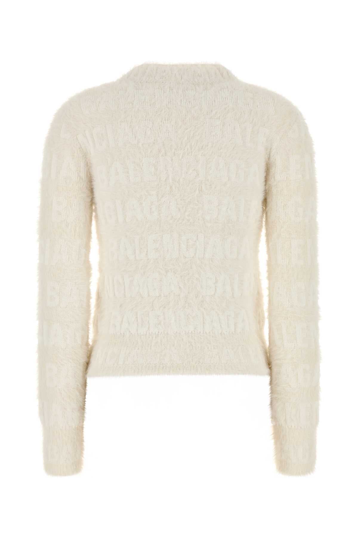 FURRY_FITTED_SWEATER_769027T6230_9002_Image_2