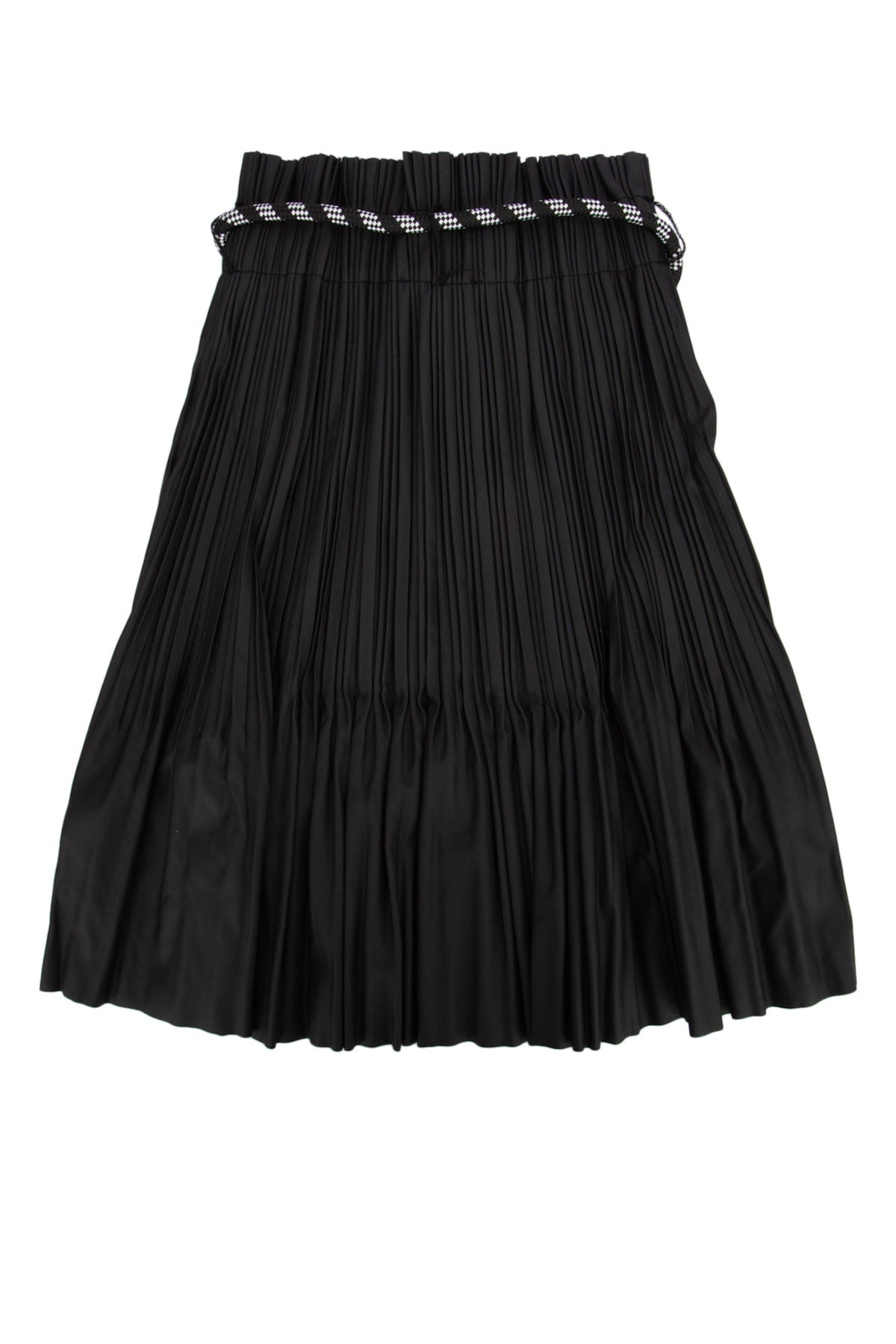 GONNA_D33616_09B_Image_2