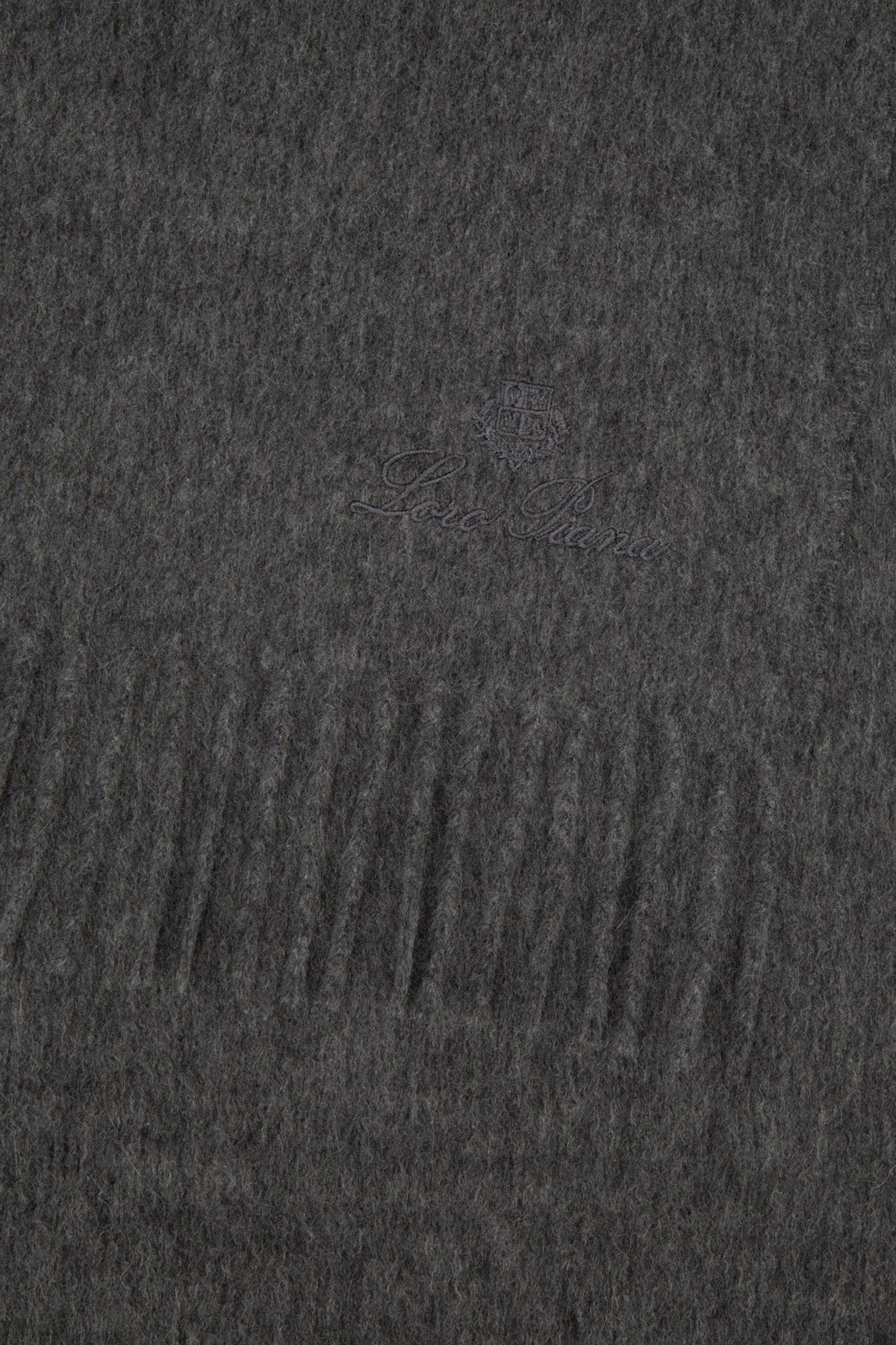 GRANDE_UNITA_SCARF_CASH_FAO3774_M006_Image_2