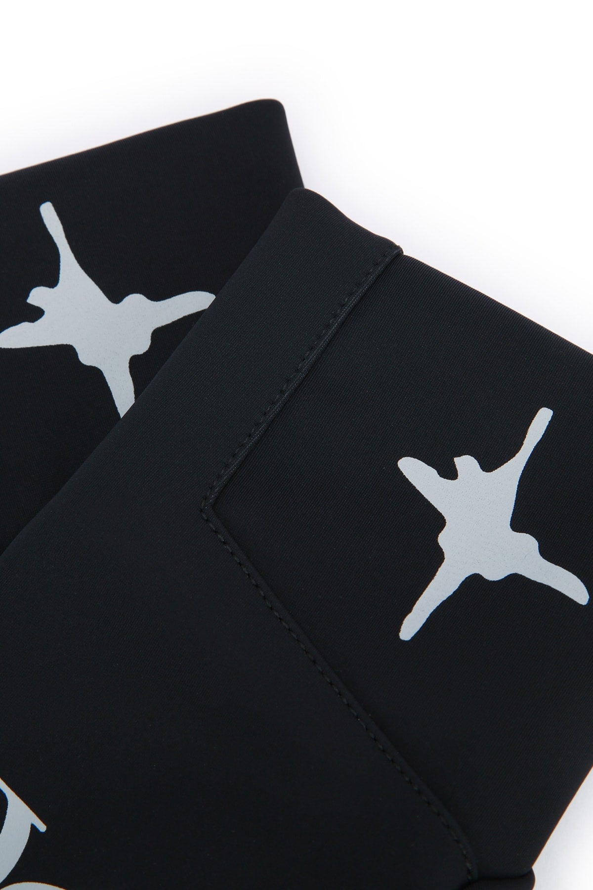 GUANTI_443C909A0691_988_Image_2