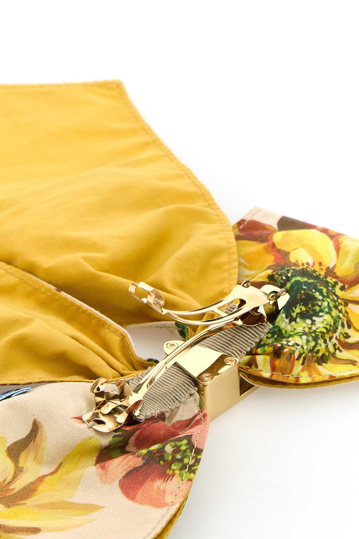 HAIR_ACCESSORIES_1IF1632C1U_F0036_Image_3
