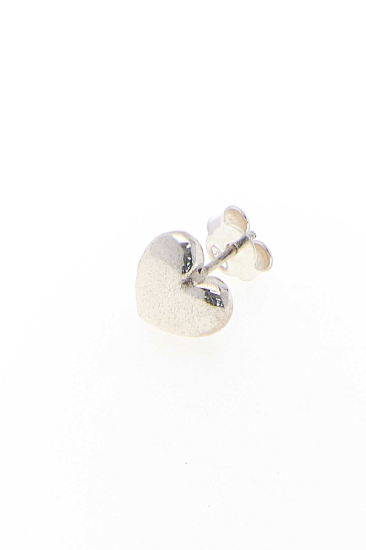 Heart_Earring_400422001_000_Image_2