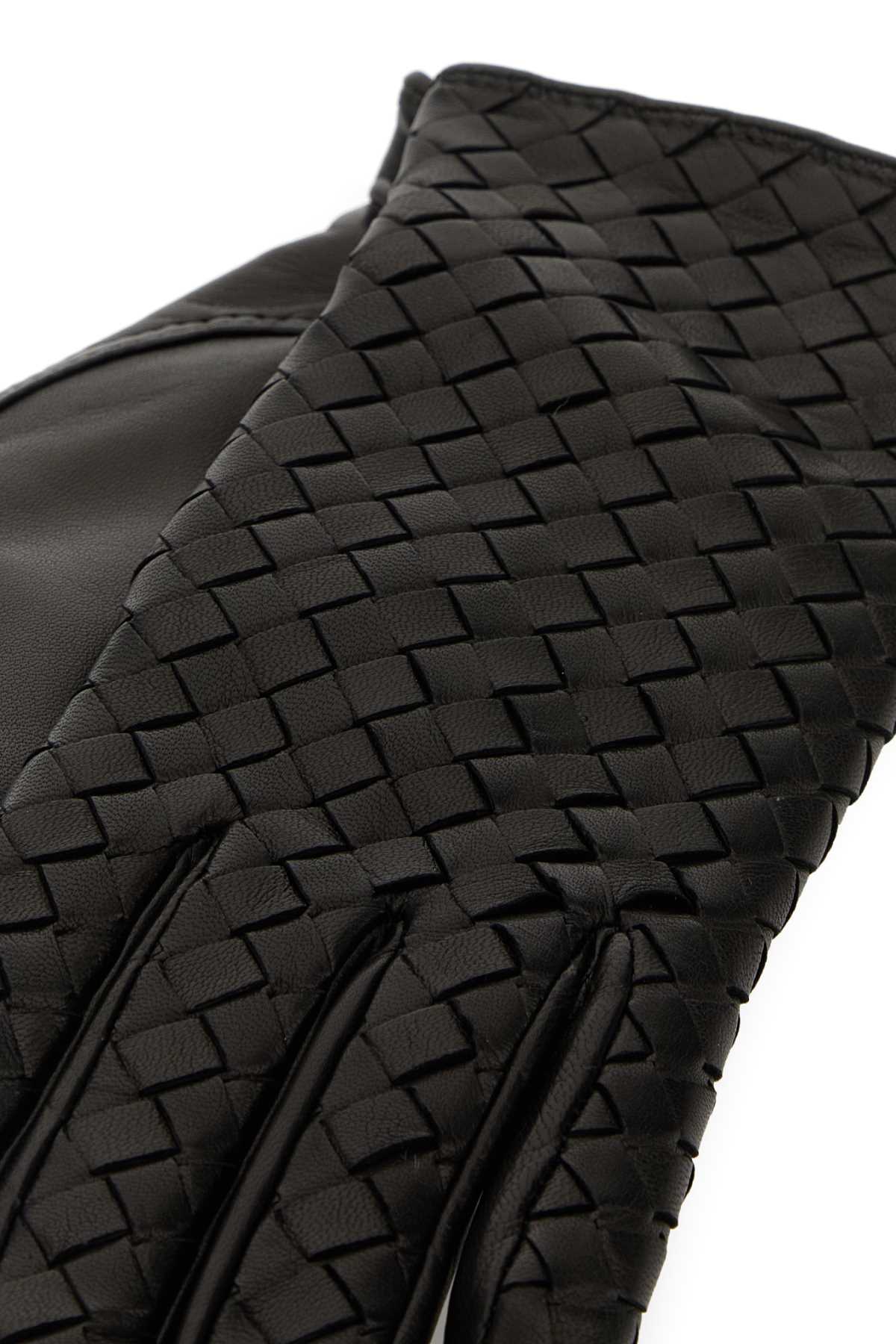 INTRECCIATO_LEATHER_GLOVES_804439V0171_1000_Image_2