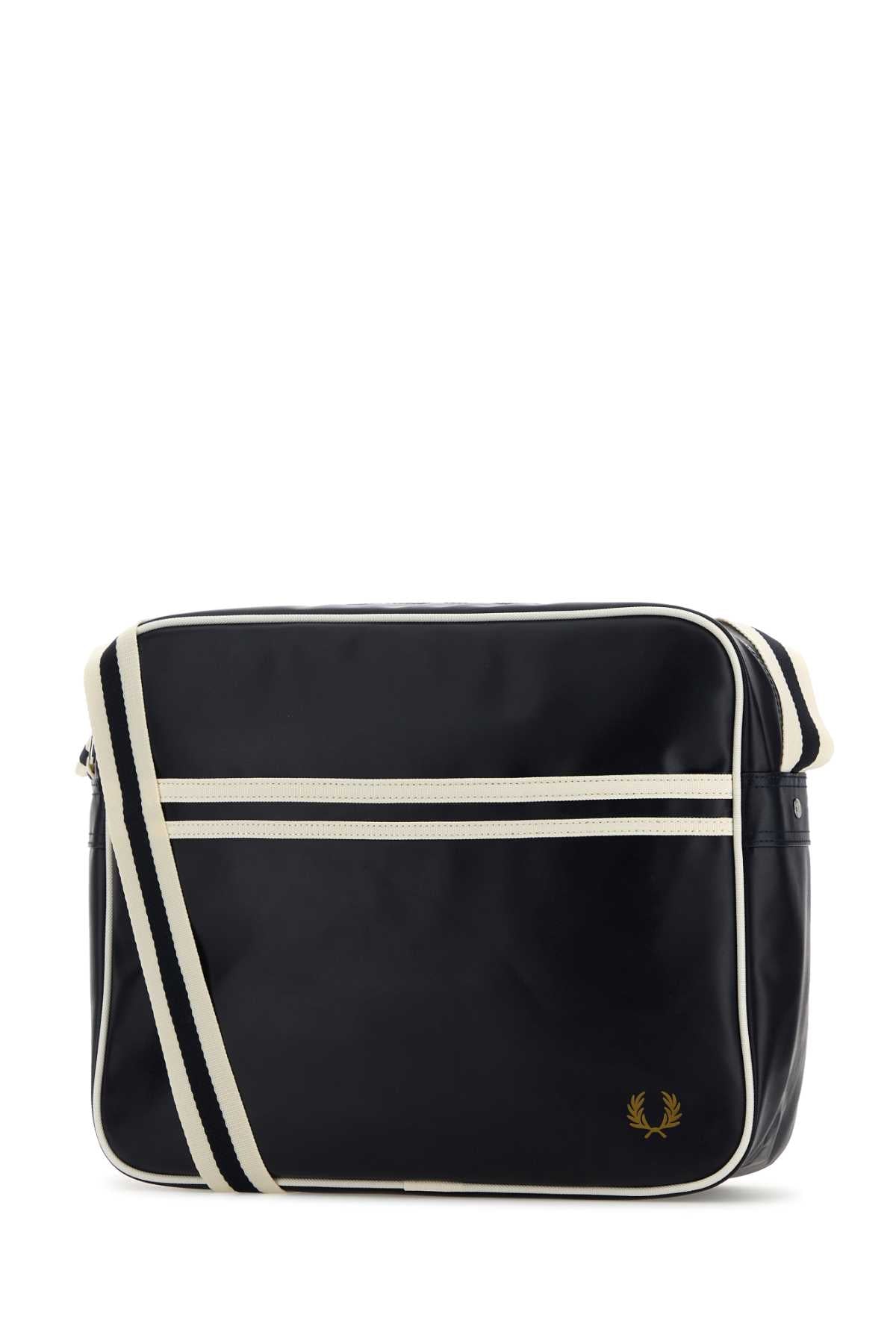 L8257_CLASSIC_SHOULDER_BAG_L8257_635_Image_2