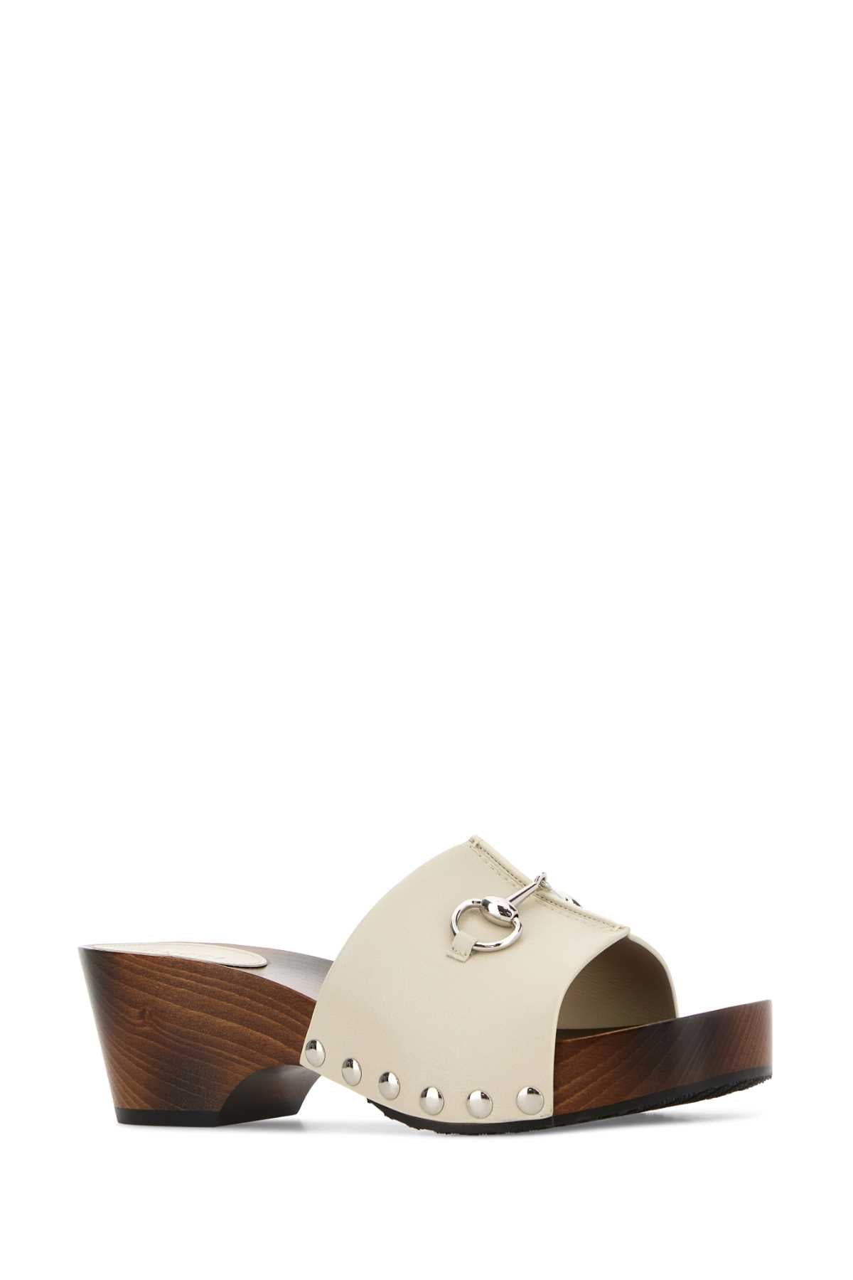 LEATHER_UPPER_AND_RUBBER_SOLE_SANDAL_854410AAF9G_9540_Image_2