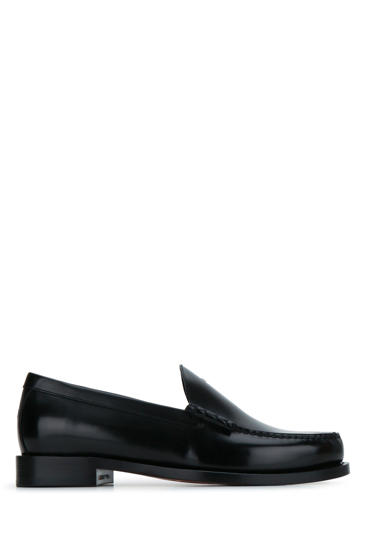 Loafer_Perforated_Triomphe_15_368823602C_38NO_Image_1