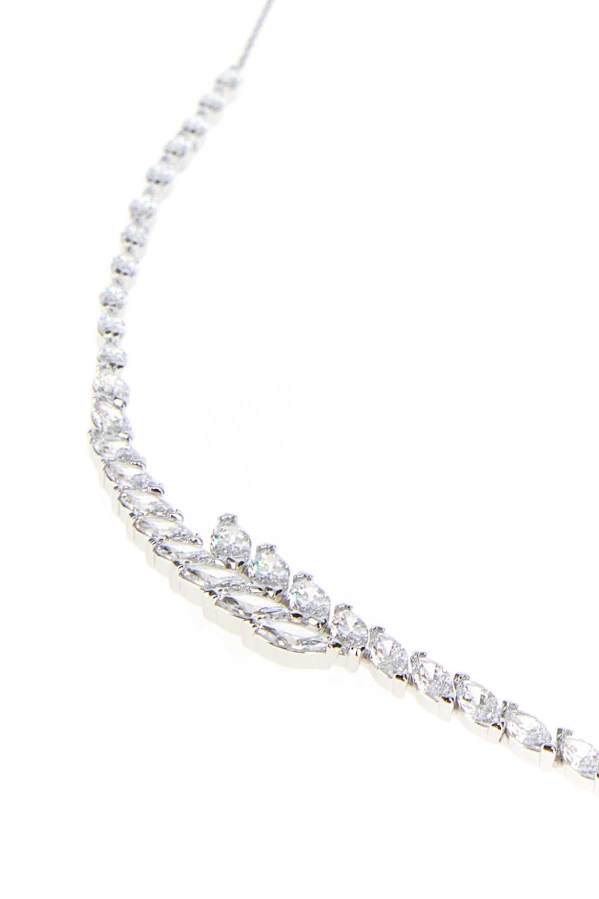 MESMERAALL_ARD_NECKLACE_WHIRHS_5748004_000_Image_2