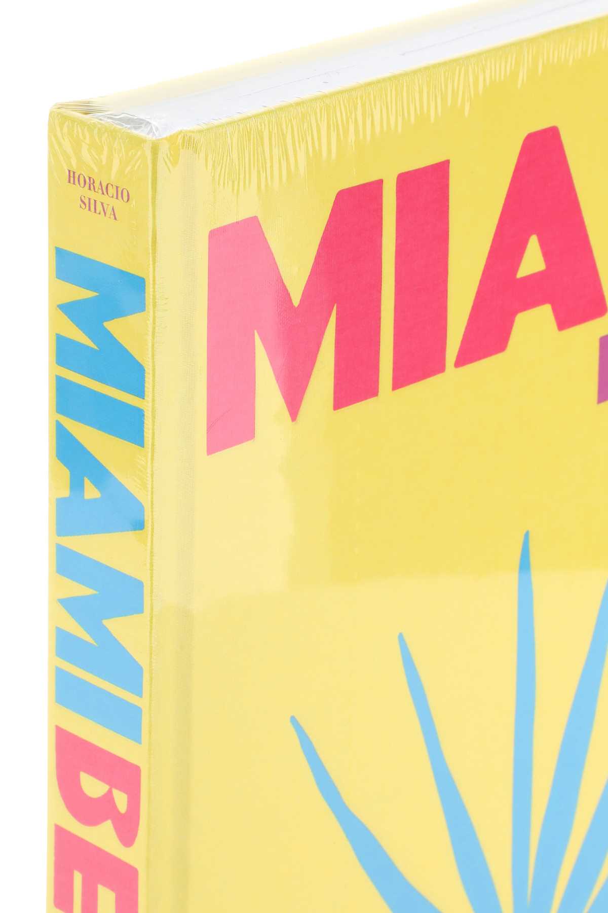 MIAMI_BEACH_9781614289524_000_Image_3