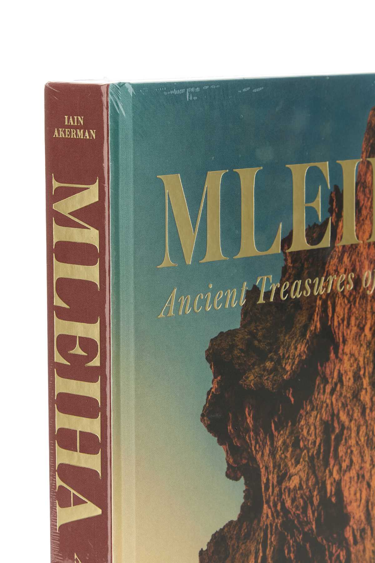 MLEIHA_ANCIENT_TREASURES_9781649803665_000_Image_3