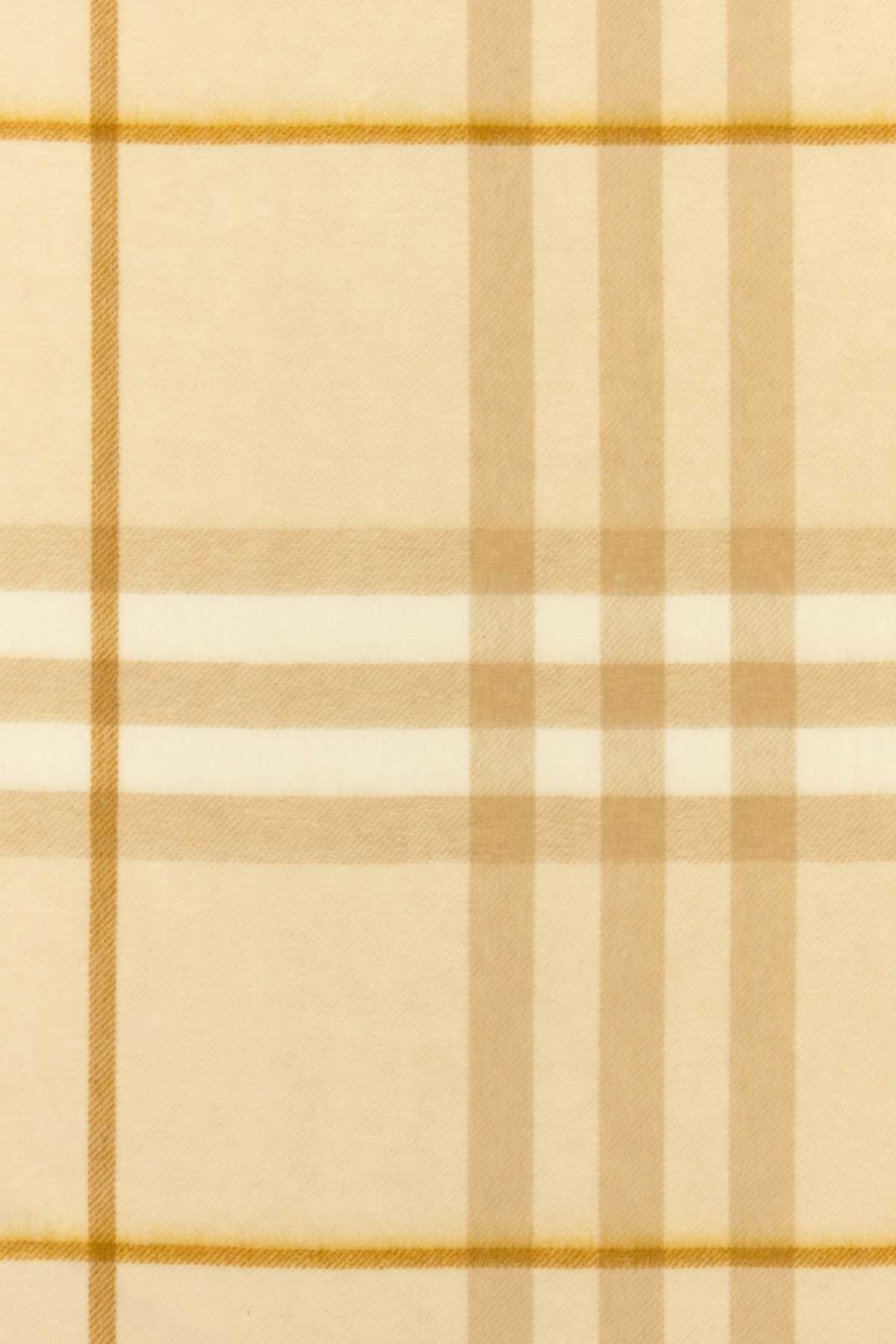 MU_GIANT_CHK_CS_SC_8112632_C3269_Image_3