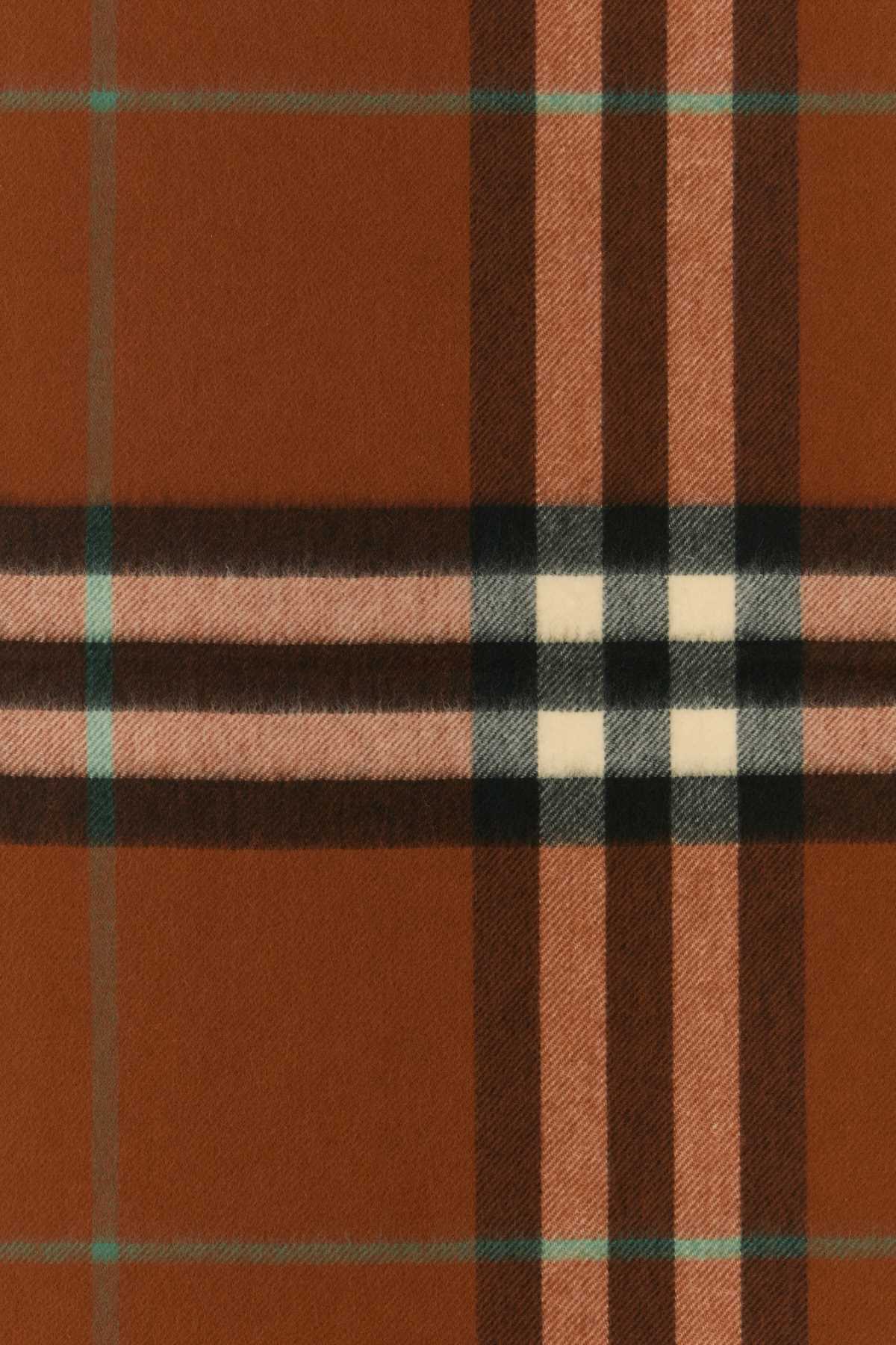 MU_GIANT_CHK_CS_SC_8112643_B8761_Image_3