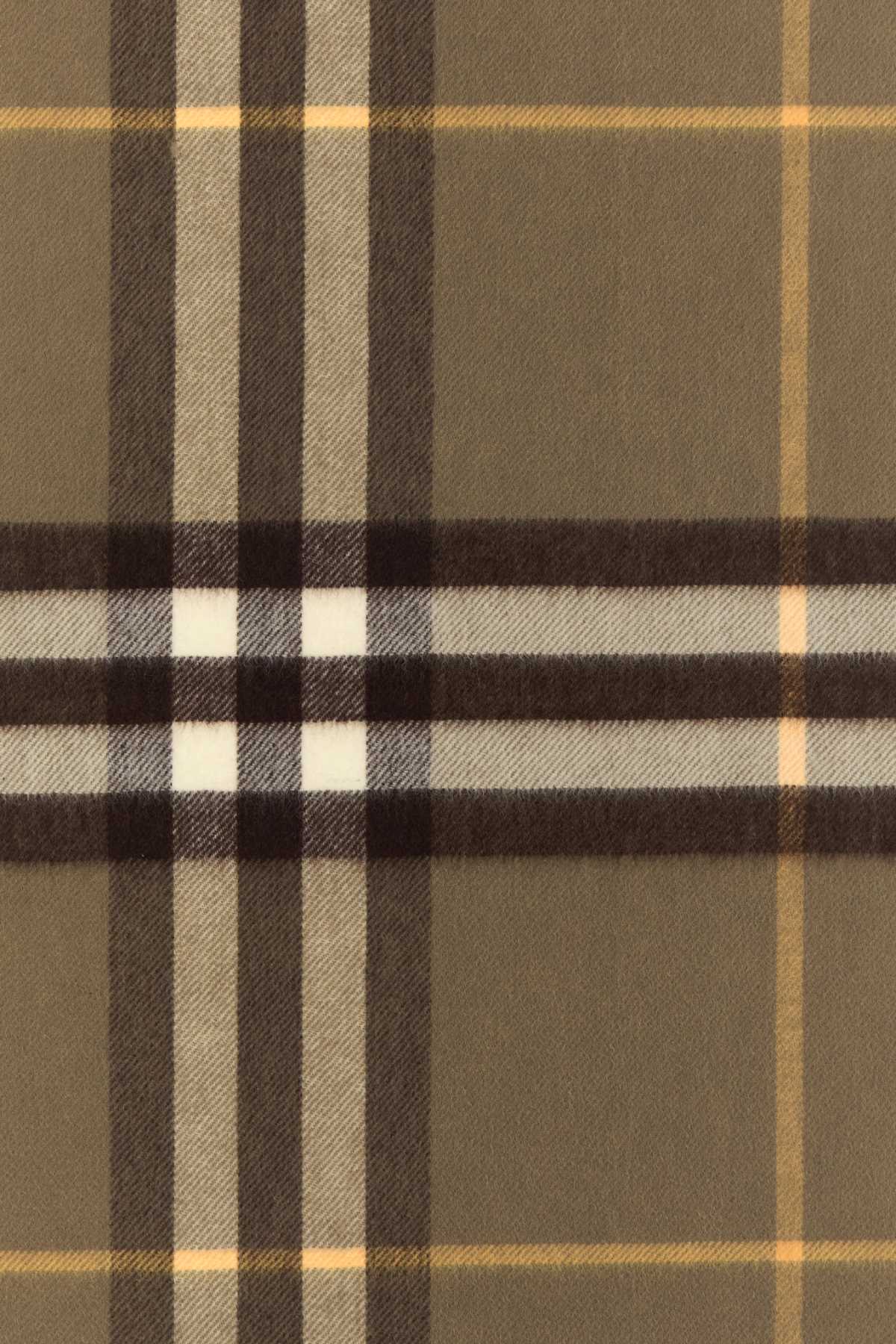 MU_GIANT_CHK_CS_SC_8112647_C3264_Image_3