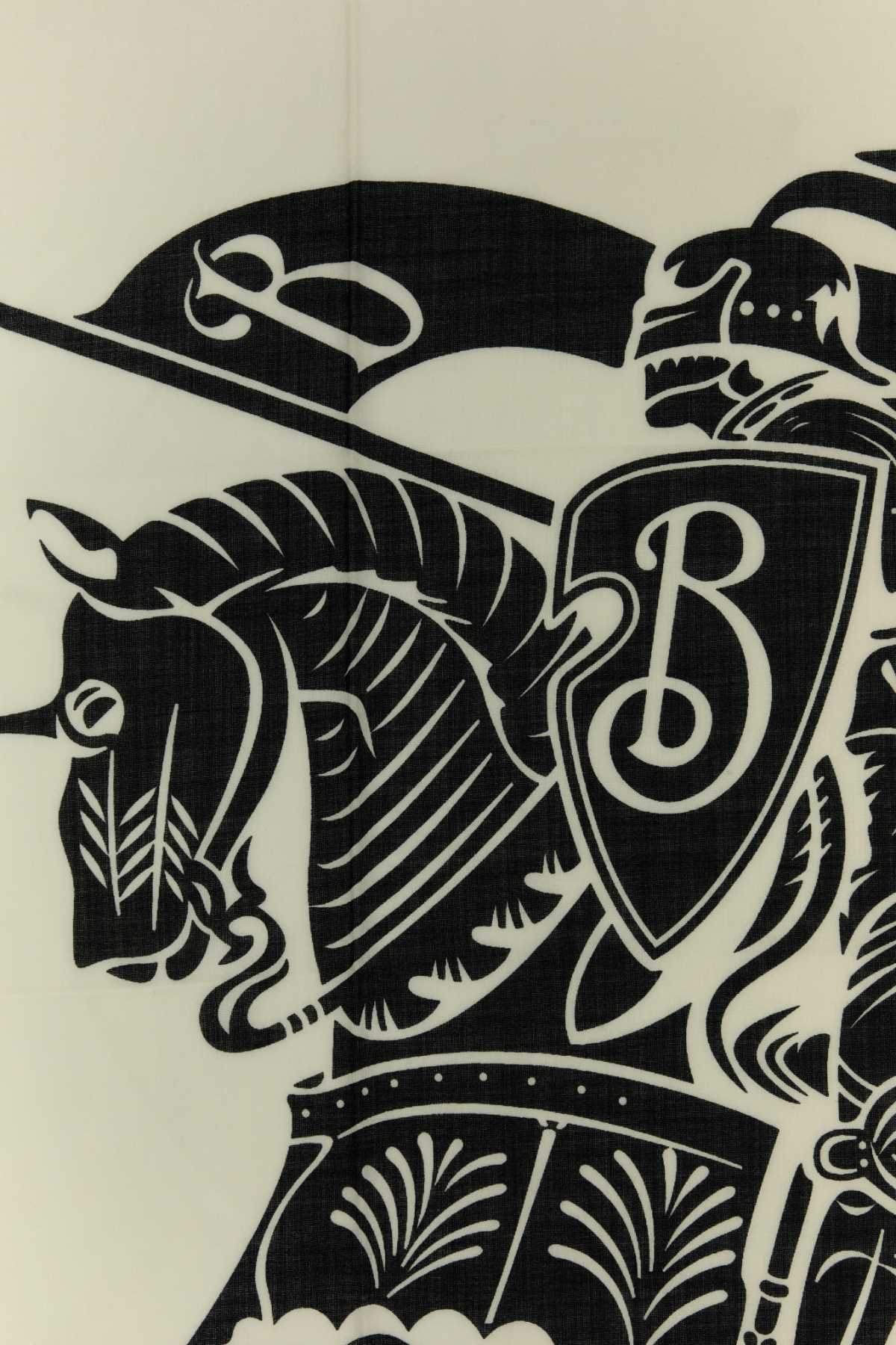 MU_LARGE_EKD_LW_SCARF_8099096_B8620_Image_3