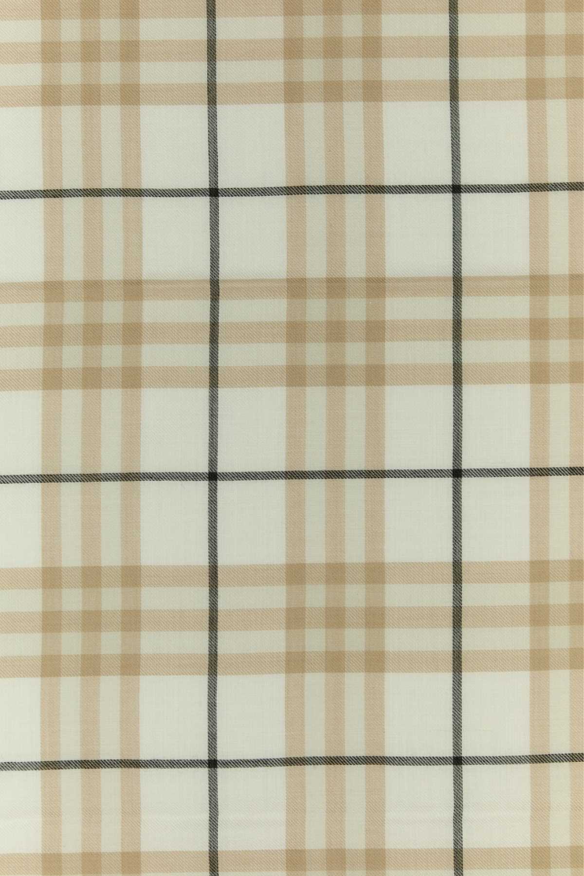MU_MED_CHK_LW_SCARF_8105925_C2205_Image_3