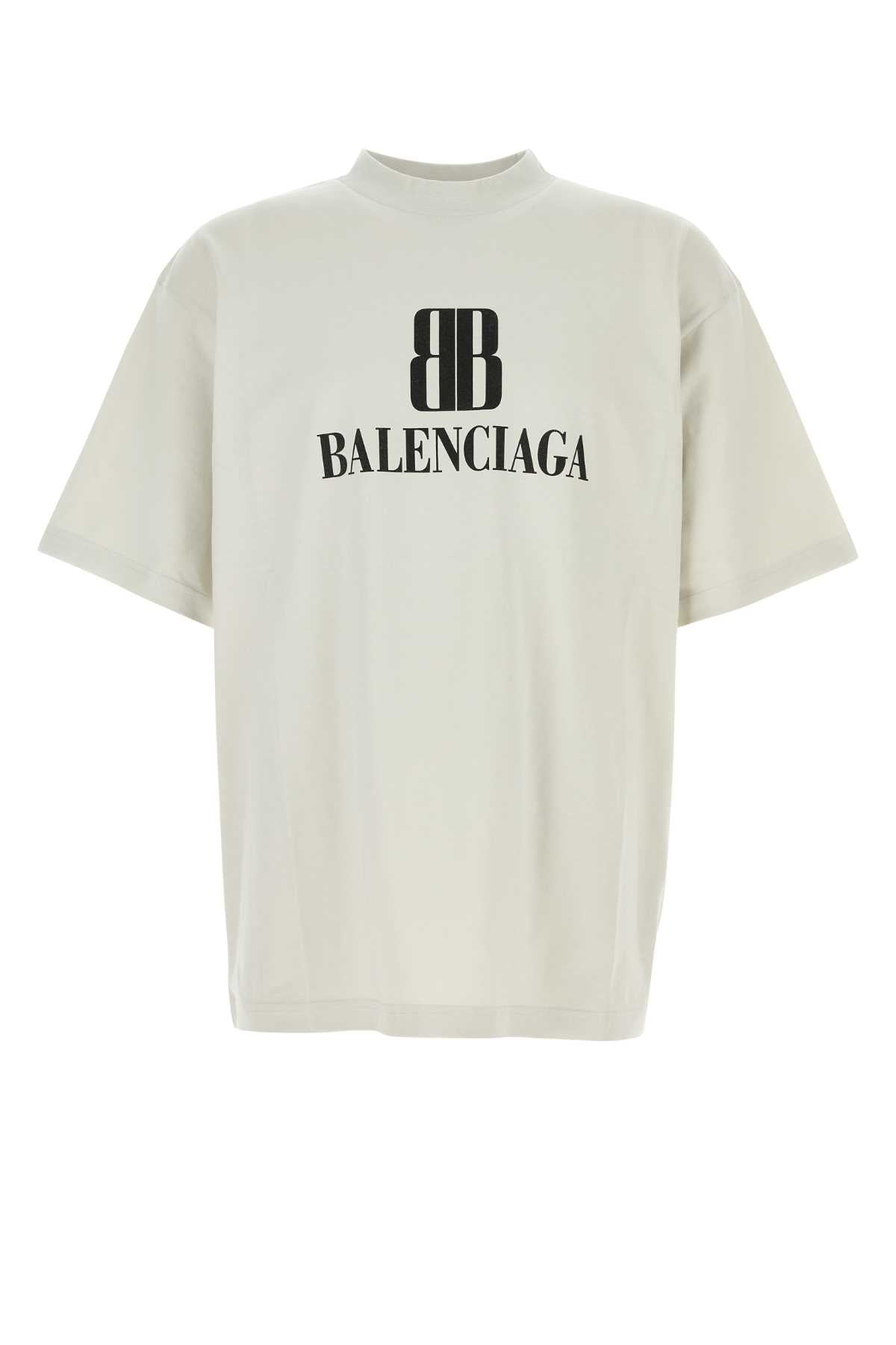 Medium_Fit_T-Shirt_764235TSVU4_9012_Image_1