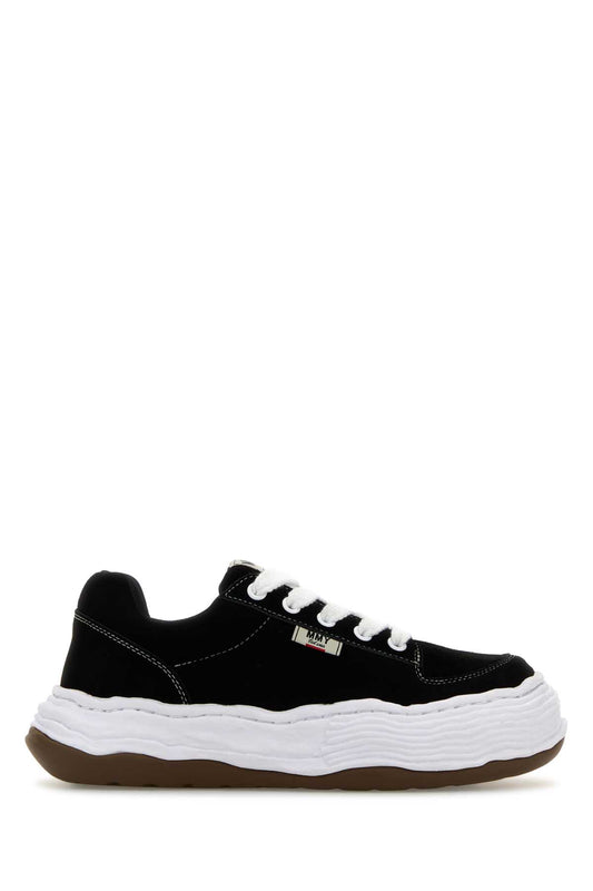 OLIVER_ORIGINAL_SOLE_SUEDE_LOW_TOP_SNEAKER_A15FW702_BLACK_Image_1