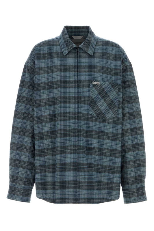 Outwr_Padded_Shirt_866527TUM04_4011_Image_1