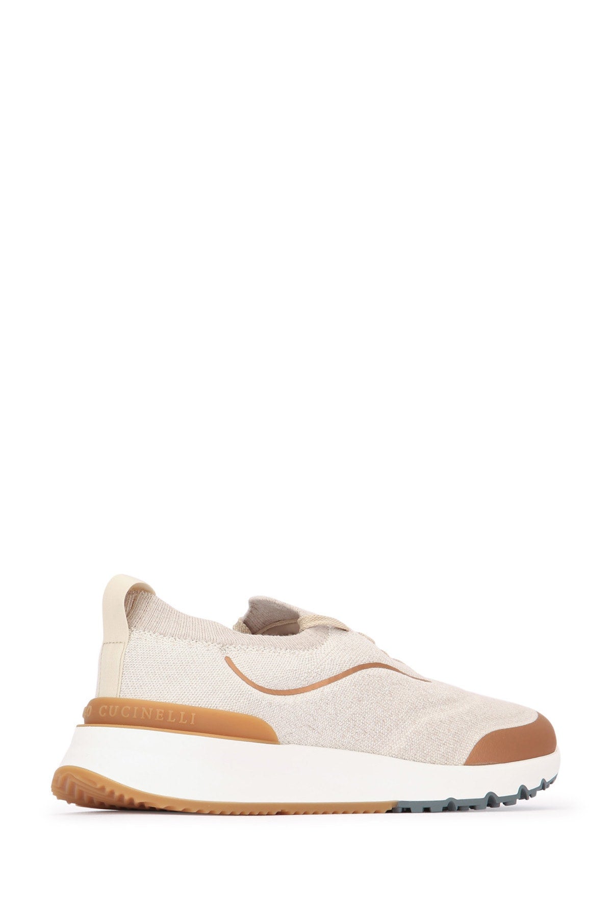 PAIR_OF_SNEAKERS_MZUEHRO342_CML37_Image_3